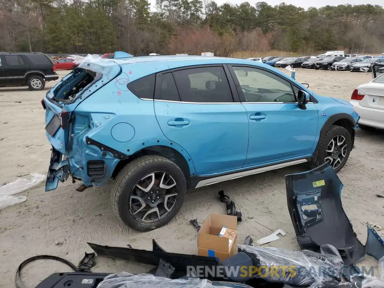 3 Photograph of a damaged car JF2GTDNC1KH295258 SUBARU CROSSTREK 2019