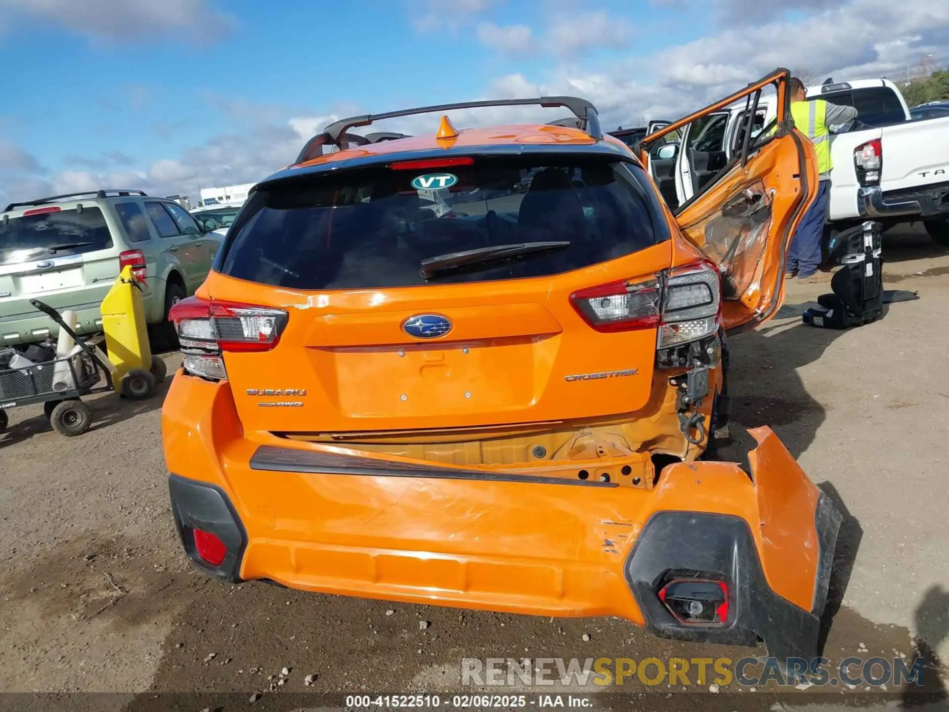 16 Photograph of a damaged car JF2GTAEC4LH242845 SUBARU CROSSTREK 2020