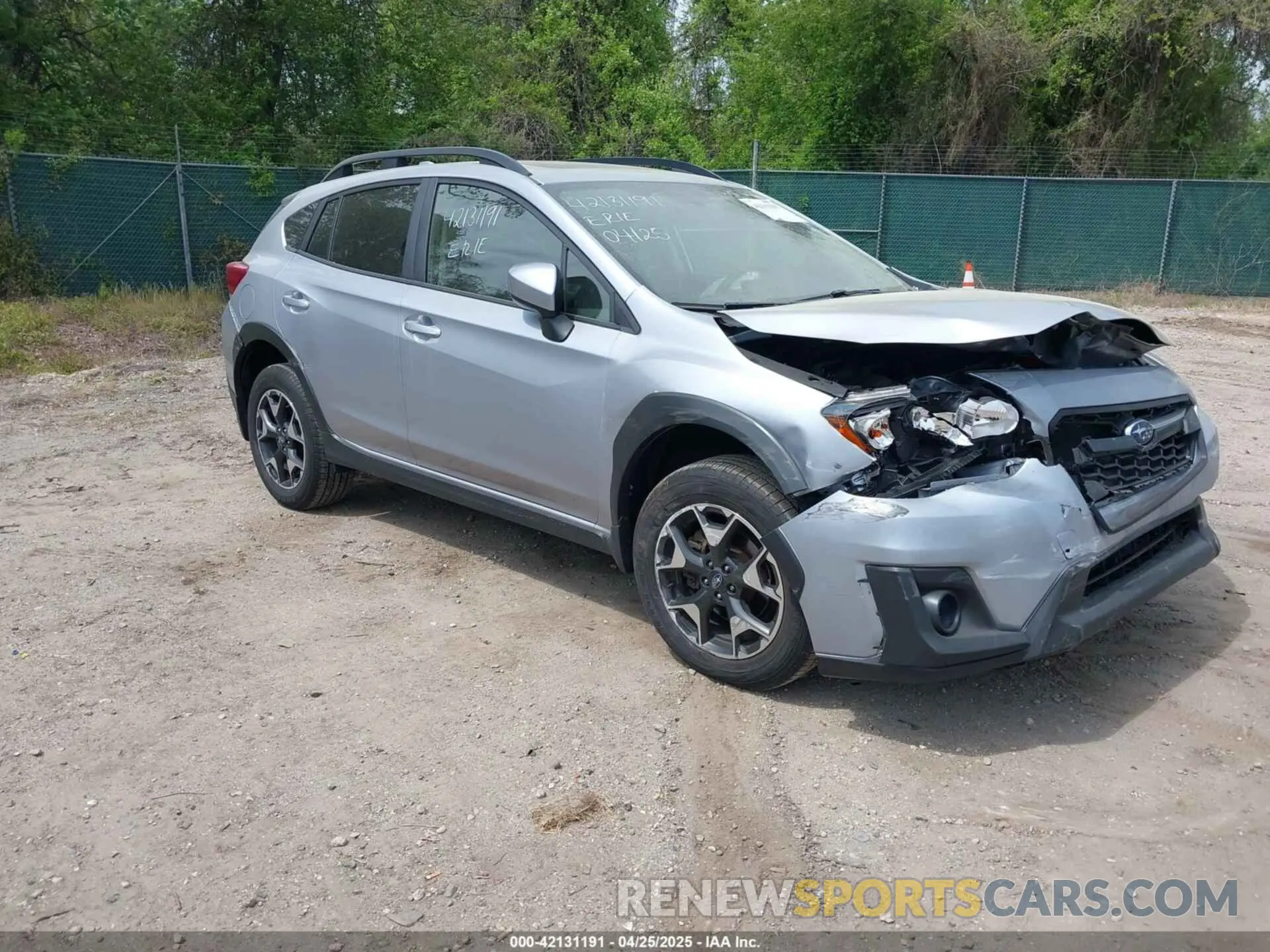 1 Фотография поврежденного автомобиля JF2GTAEC8L8243495 SUBARU CROSSTREK 2020