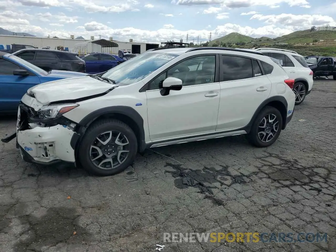 1 Photograph of a damaged car JF2GTDEC5LH259641 SUBARU CROSSTREK 2020