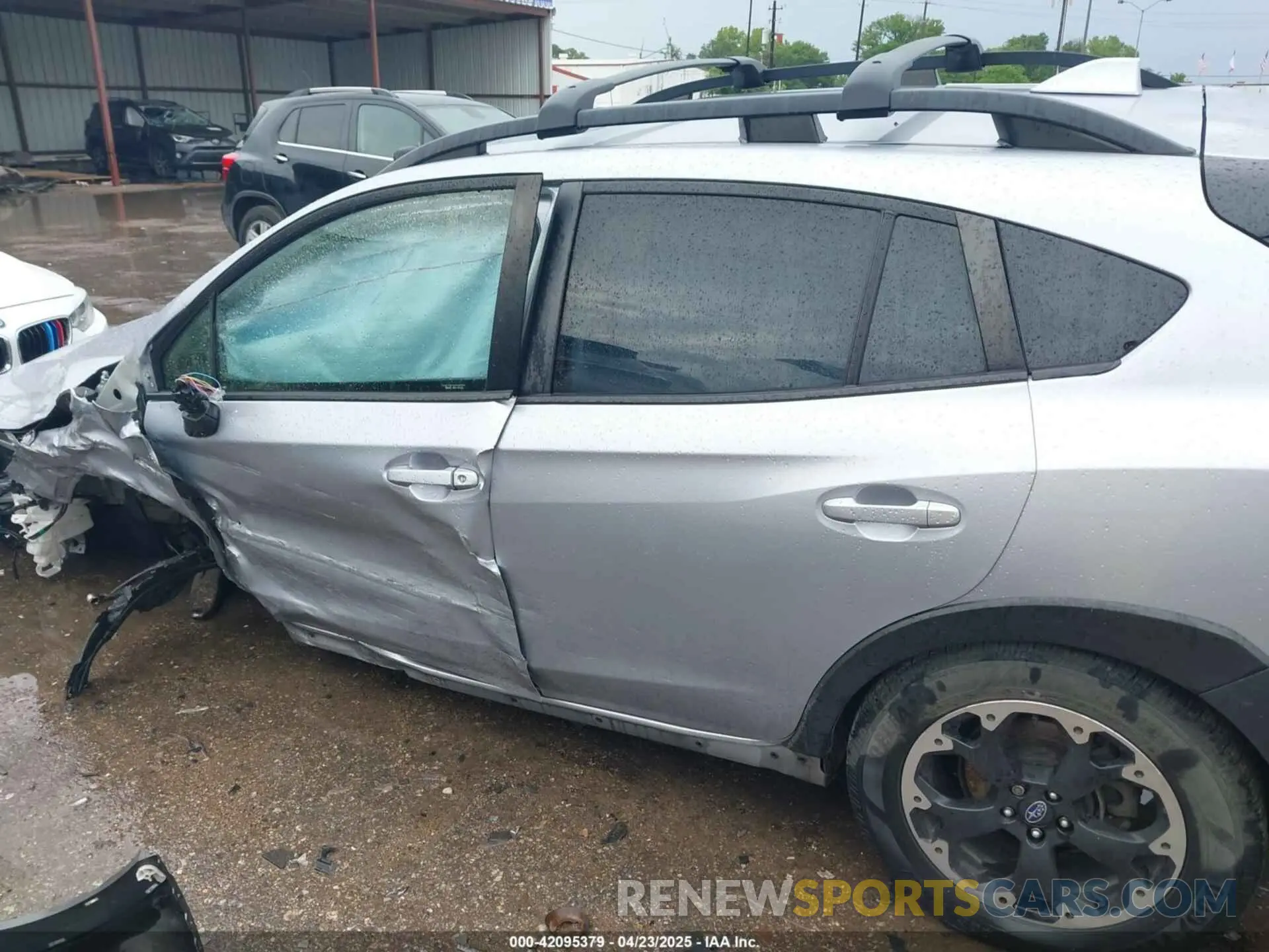 14 Фотография поврежденного автомобиля JF2GTAEC0M8663169 SUBARU CROSSTREK 2021