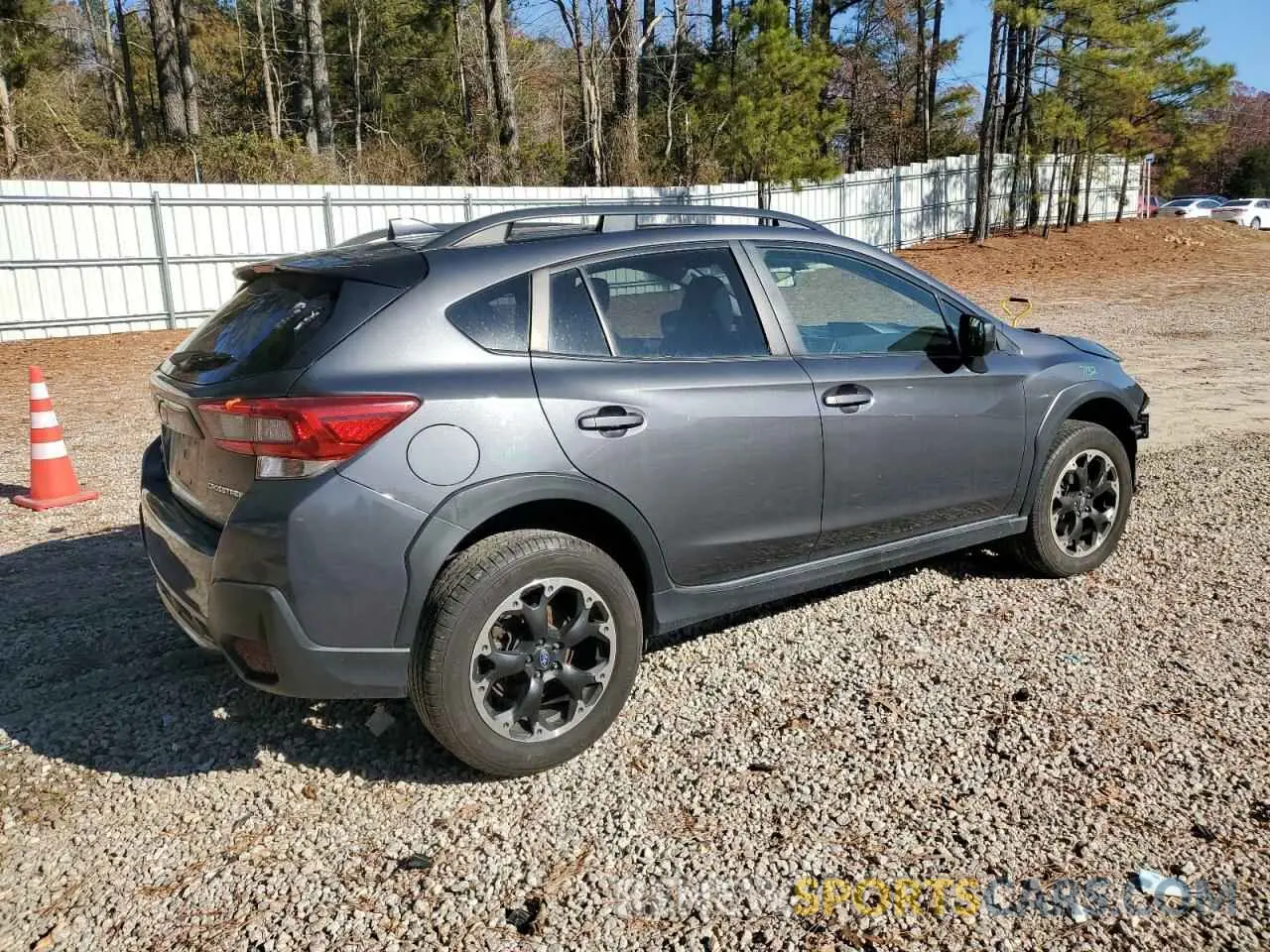 3 Фотография поврежденного автомобиля JF2GTAEC1M8306020 SUBARU CROSSTREK 2021