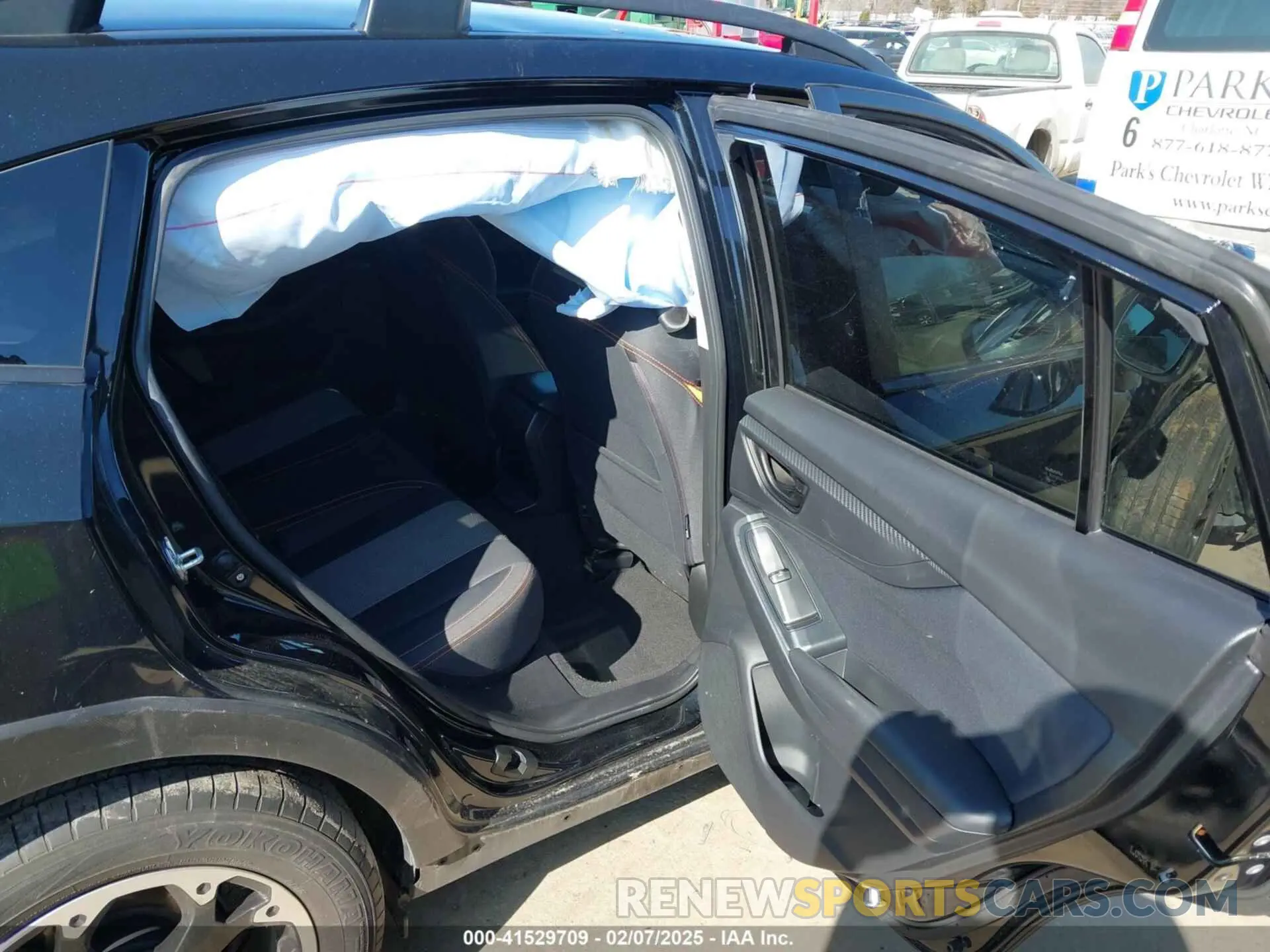 8 Photograph of a damaged car JF2GTAEC2M8371538 SUBARU CROSSTREK 2021