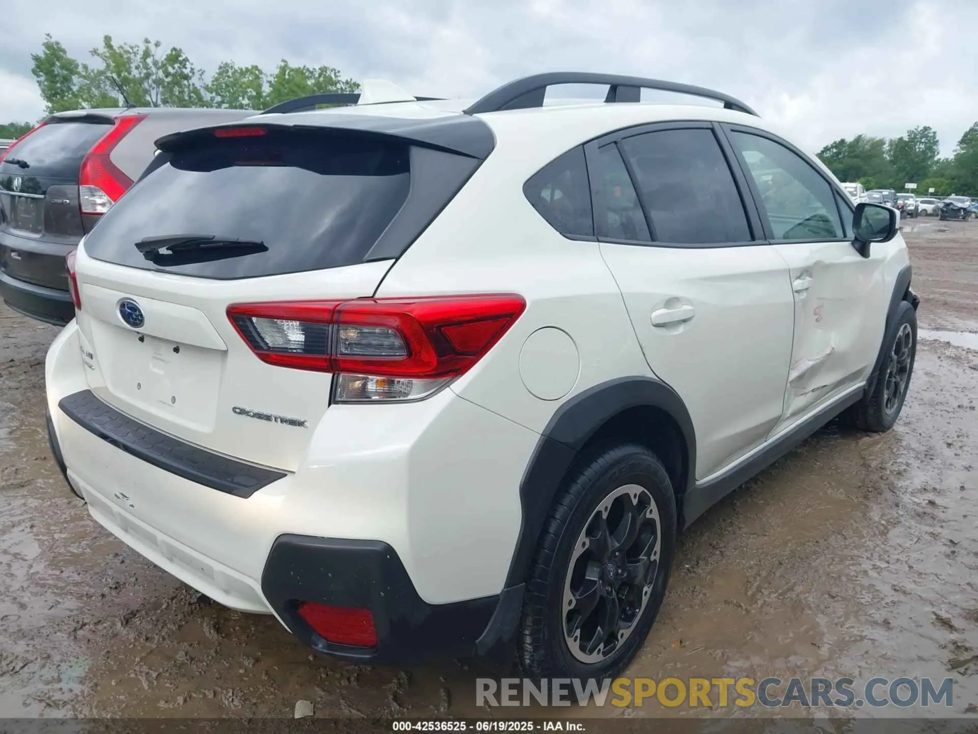 4 Photograph of a damaged car JF2GTAEC9M8339556 SUBARU CROSSTREK 2021