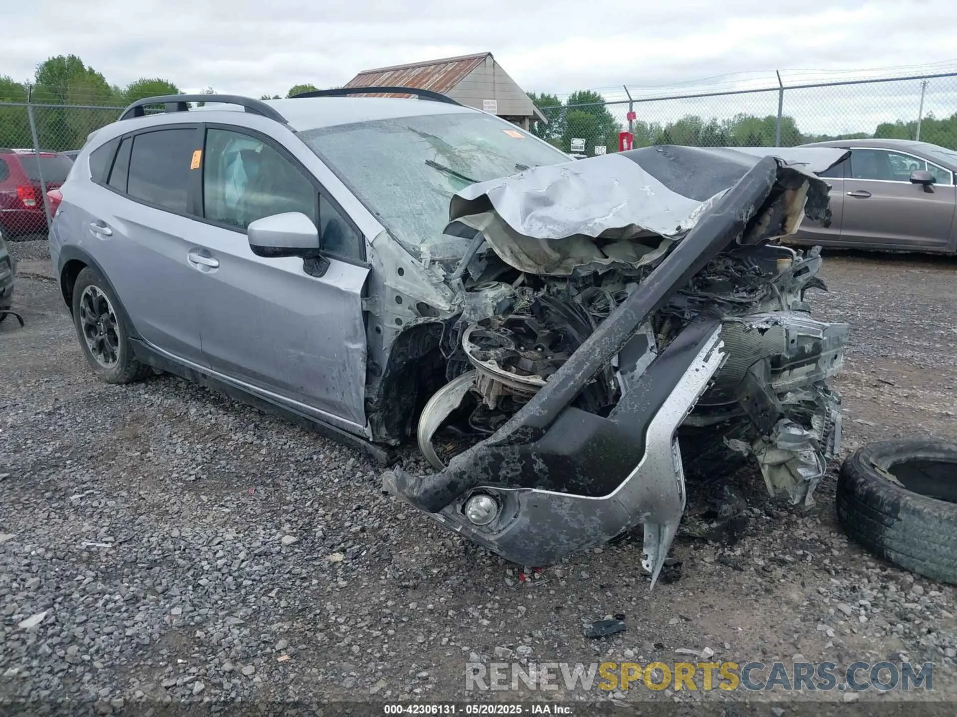 1 Photograph of a damaged car JF2GTAPC5M8331242 SUBARU CROSSTREK 2021