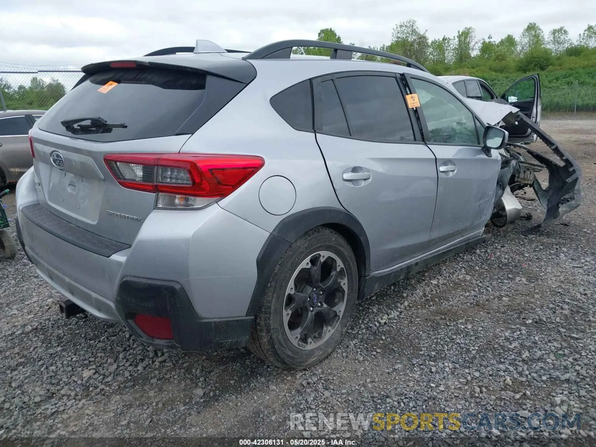4 Photograph of a damaged car JF2GTAPC5M8331242 SUBARU CROSSTREK 2021