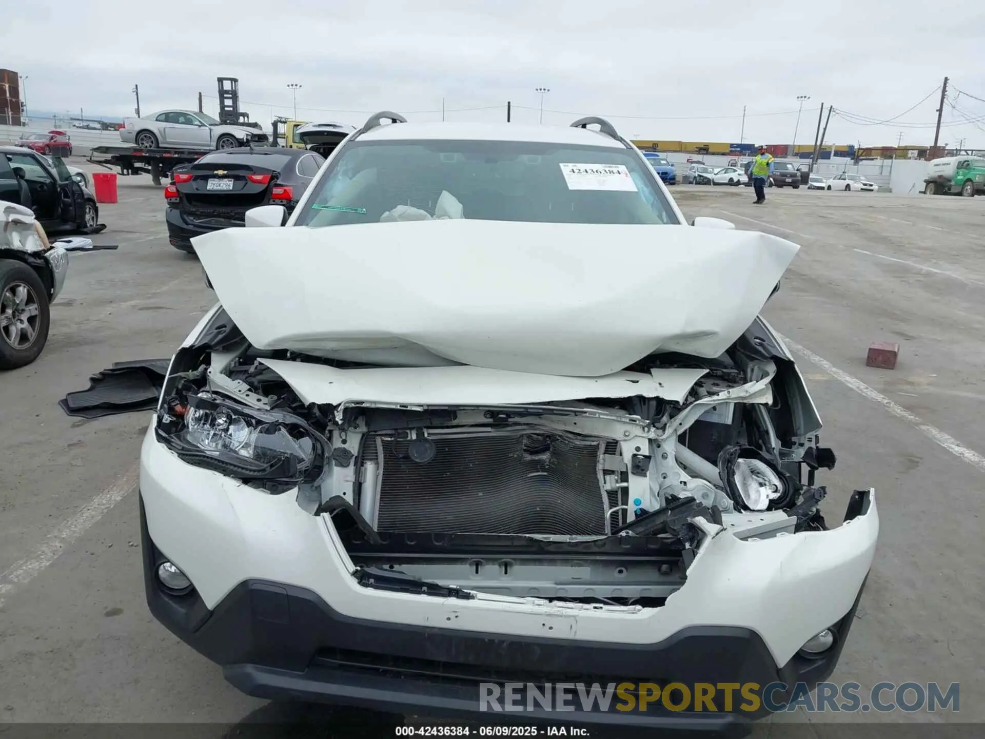 12 Photograph of a damaged car JF2GTAPC7M8274980 SUBARU CROSSTREK 2021