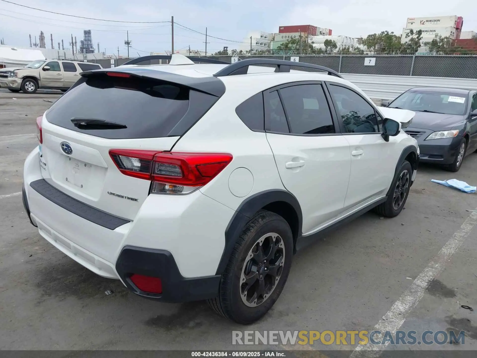 4 Photograph of a damaged car JF2GTAPC7M8274980 SUBARU CROSSTREK 2021