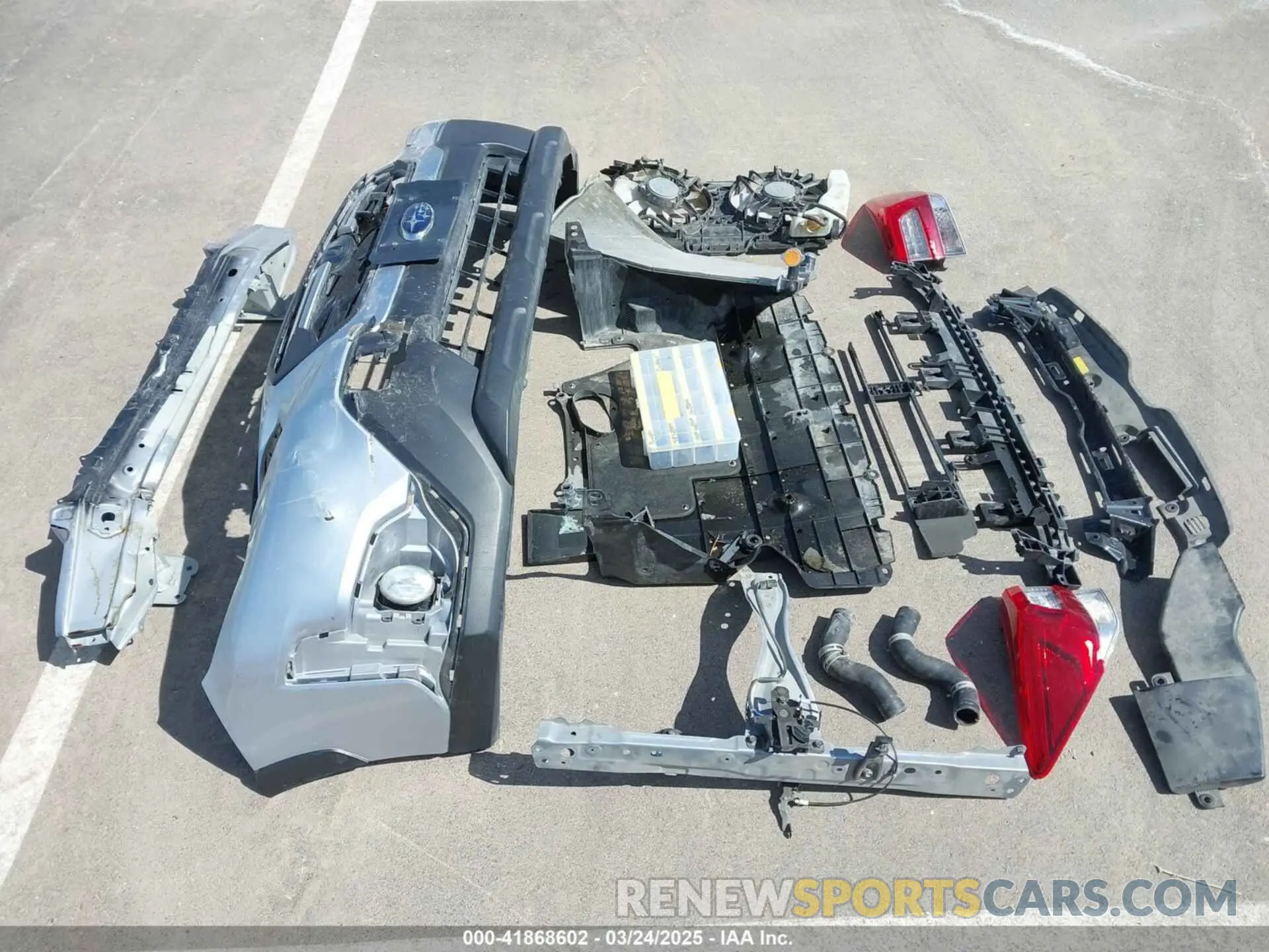 18 Photograph of a damaged car JF2GTAPC9M8240667 SUBARU CROSSTREK 2021