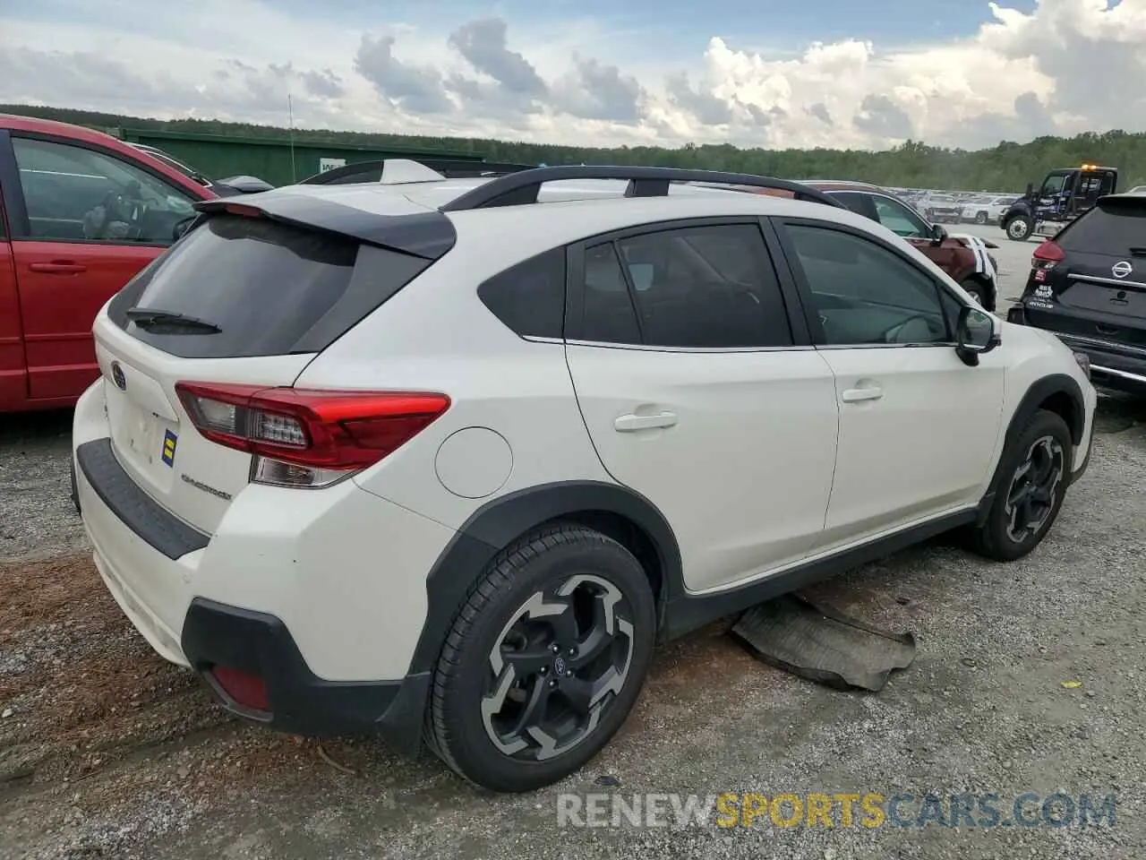 3 Фотография поврежденного автомобиля JF2GTHMC9M8224501 SUBARU CROSSTREK 2021