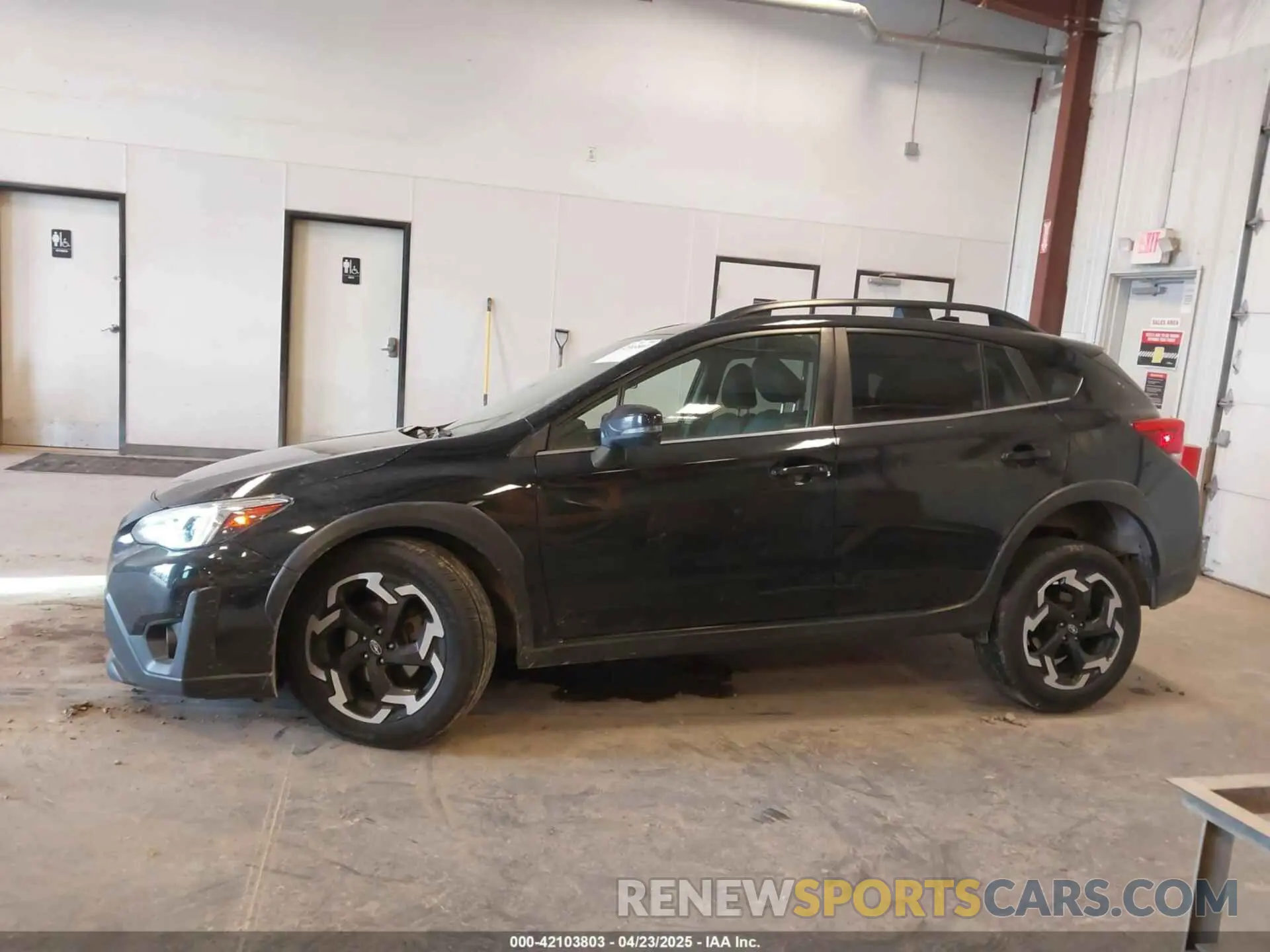 14 Фотография поврежденного автомобиля JF2GTHMC9M8231805 SUBARU CROSSTREK 2021