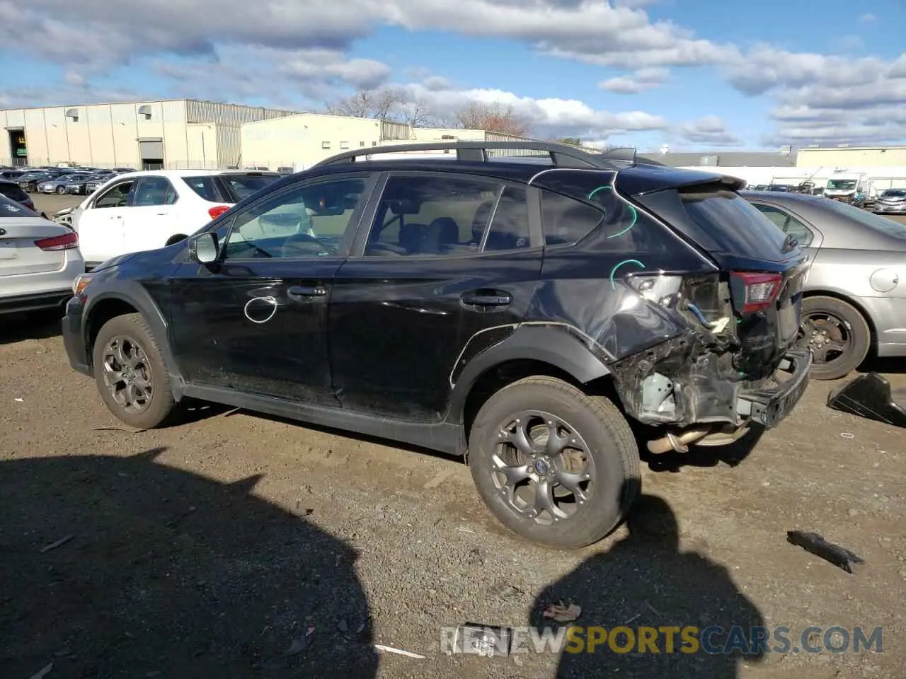 2 Фотография поврежденного автомобиля JF2GTHRC2MH296049 SUBARU CROSSTREK 2021