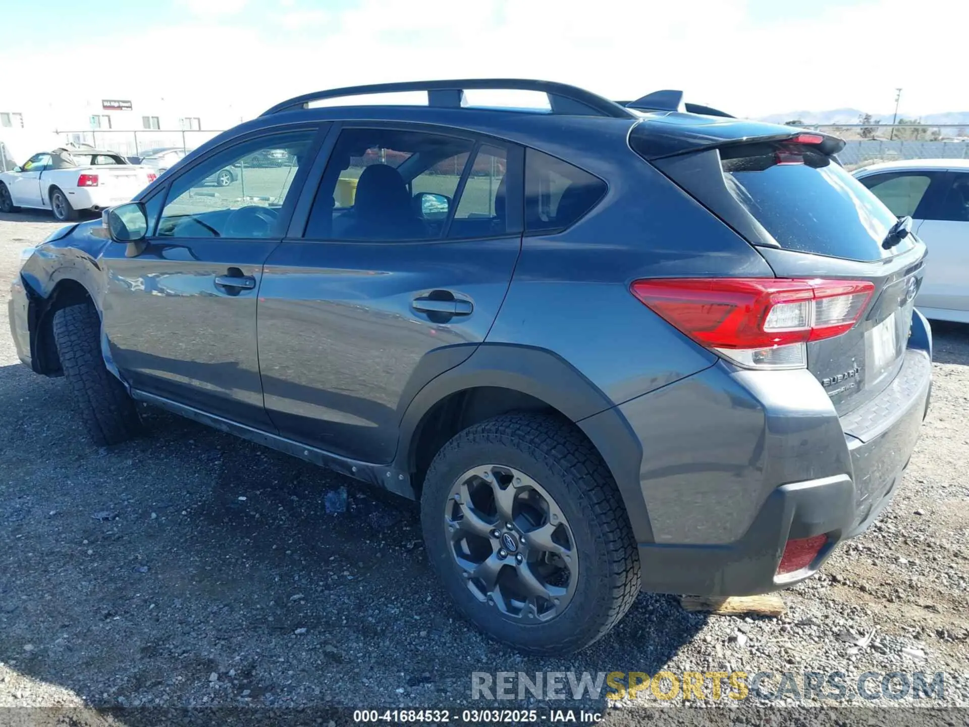 3 Фотография поврежденного автомобиля JF2GTHRC3MH665906 SUBARU CROSSTREK 2021