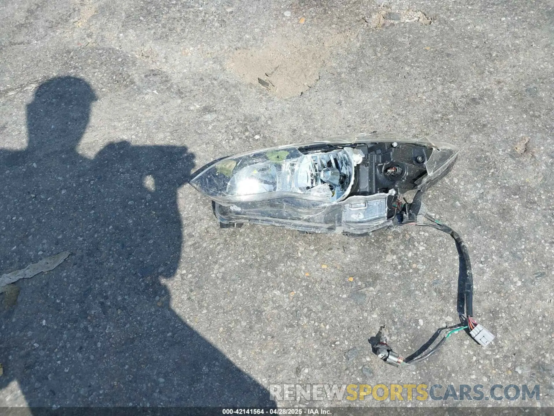 12 Photograph of a damaged car JF2GTHRC9MH658829 SUBARU CROSSTREK 2021