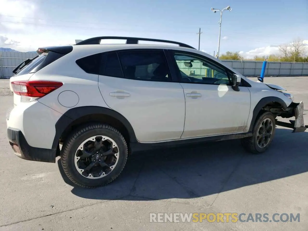 3 Фотография поврежденного автомобиля JF2GTACC9N9220503 SUBARU CROSSTREK 2022
