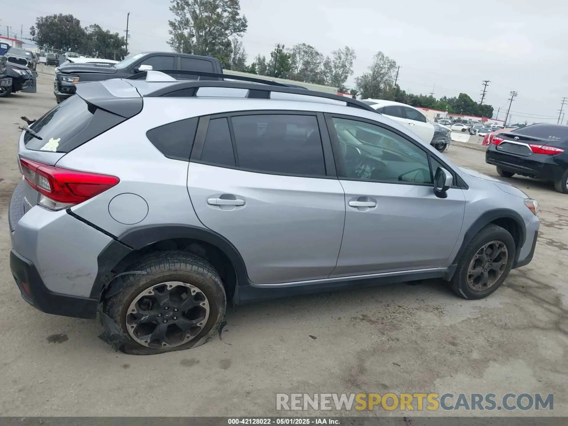 13 Photograph of a damaged car JF2GTAPC8N8220590 SUBARU CROSSTREK 2022