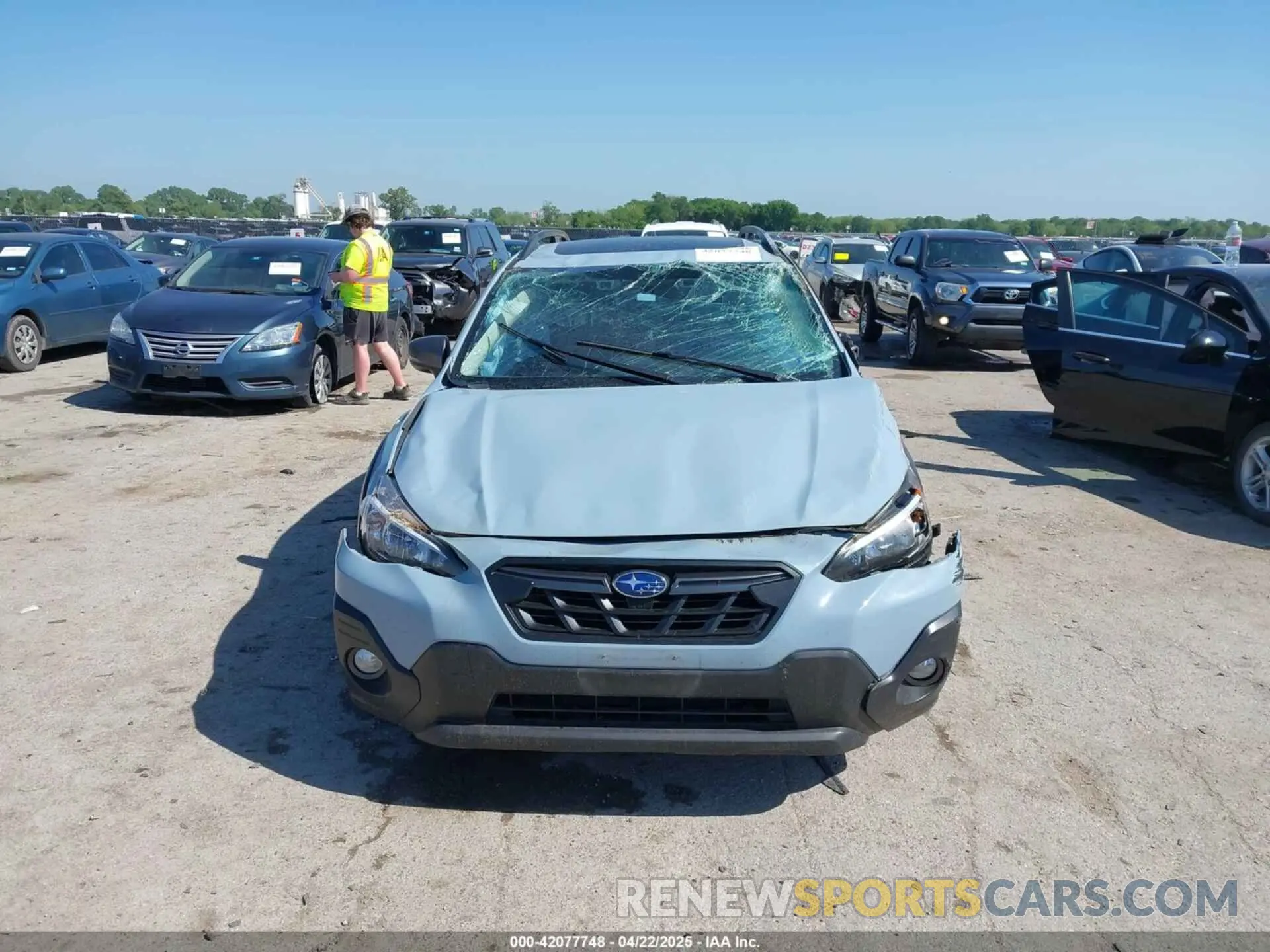 12 Photograph of a damaged car JF2GTHSCXNH260430 SUBARU CROSSTREK 2022