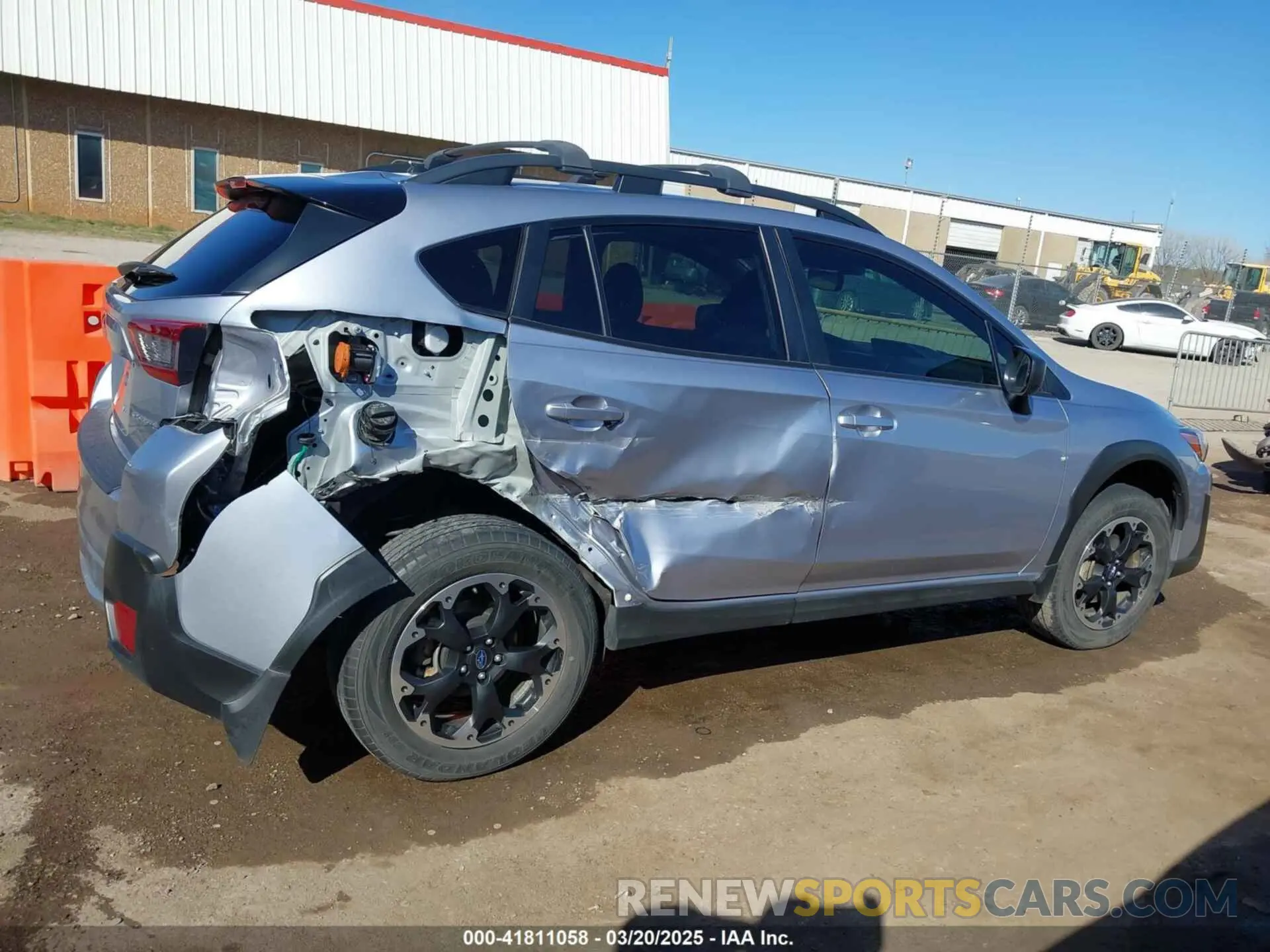 14 Фотография поврежденного автомобиля JF2GTABCXP8220620 SUBARU CROSSTREK 2023