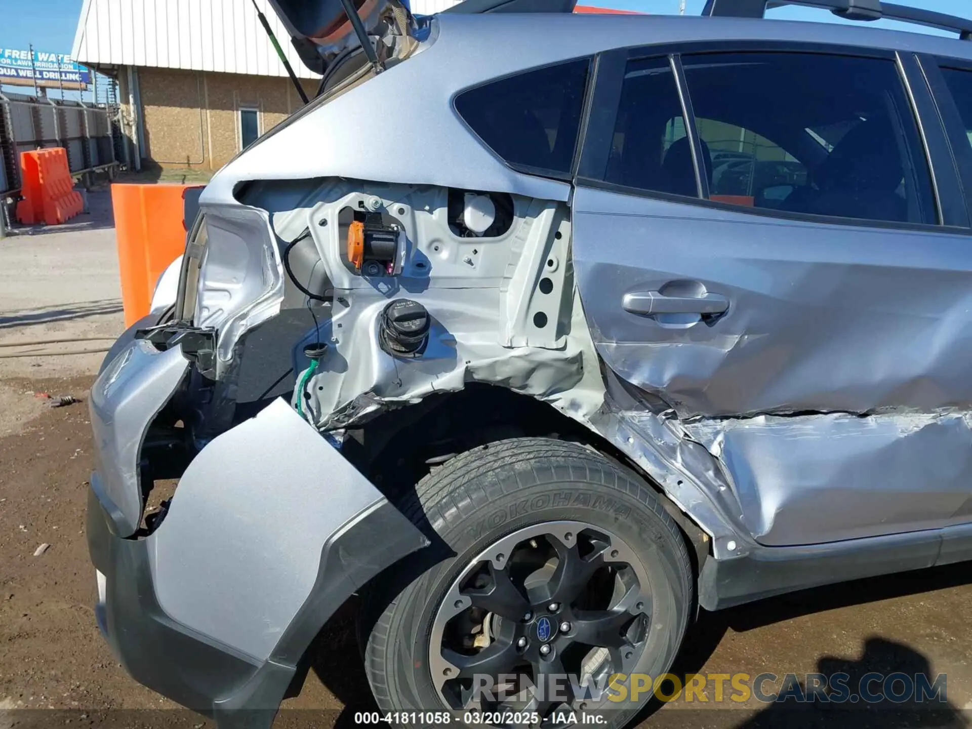 6 Фотография поврежденного автомобиля JF2GTABCXP8220620 SUBARU CROSSTREK 2023