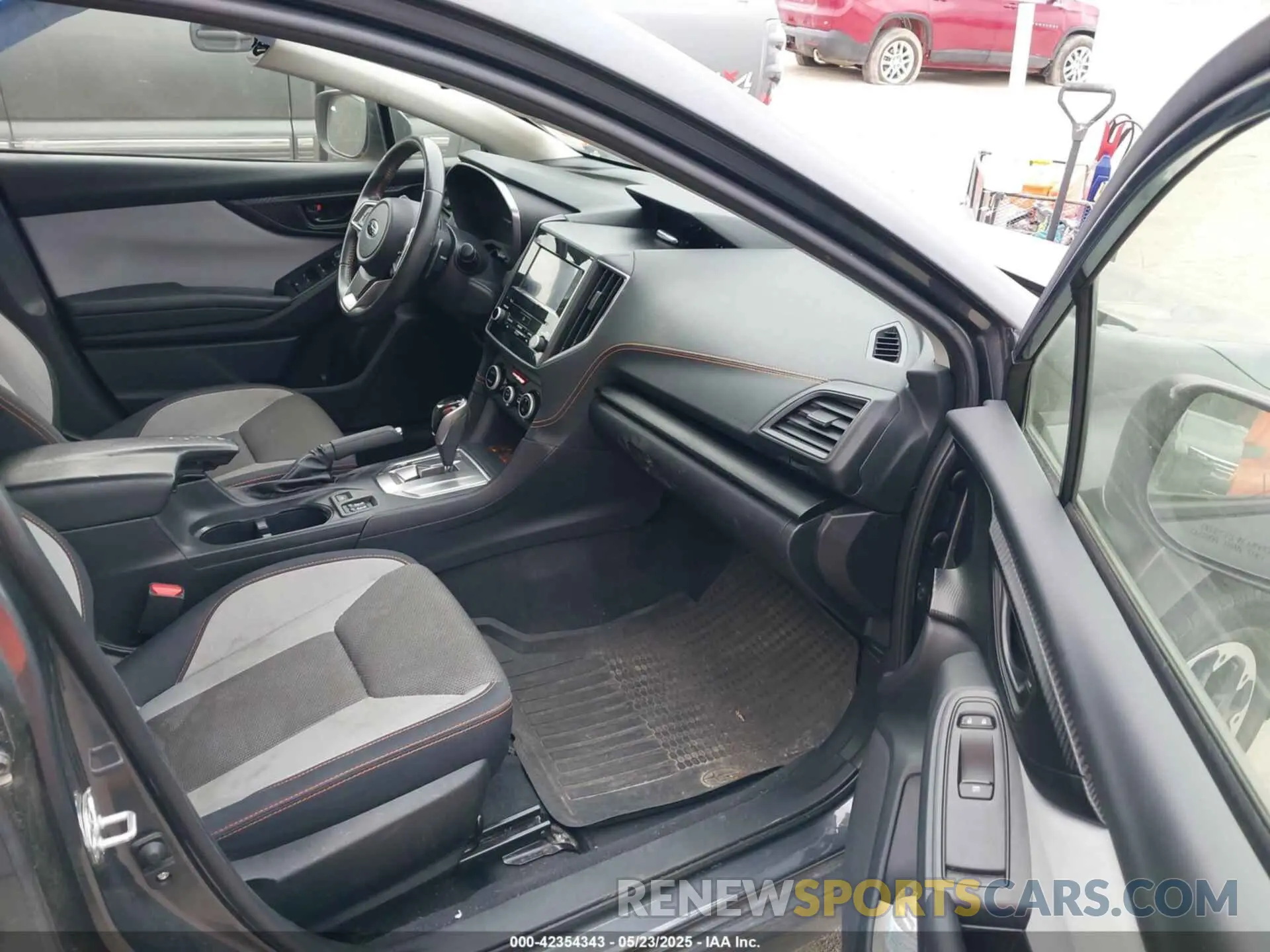 5 Фотография поврежденного автомобиля JF2GTAEC5PH263564 SUBARU CROSSTREK 2023