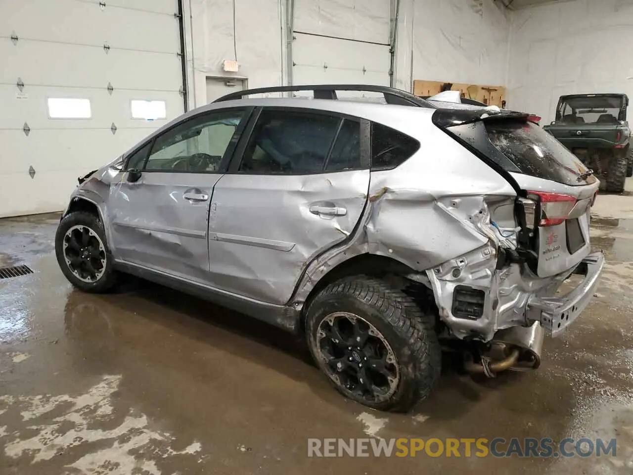 2 Фотография поврежденного автомобиля JF2GTAPC7P8213519 SUBARU CROSSTREK 2023