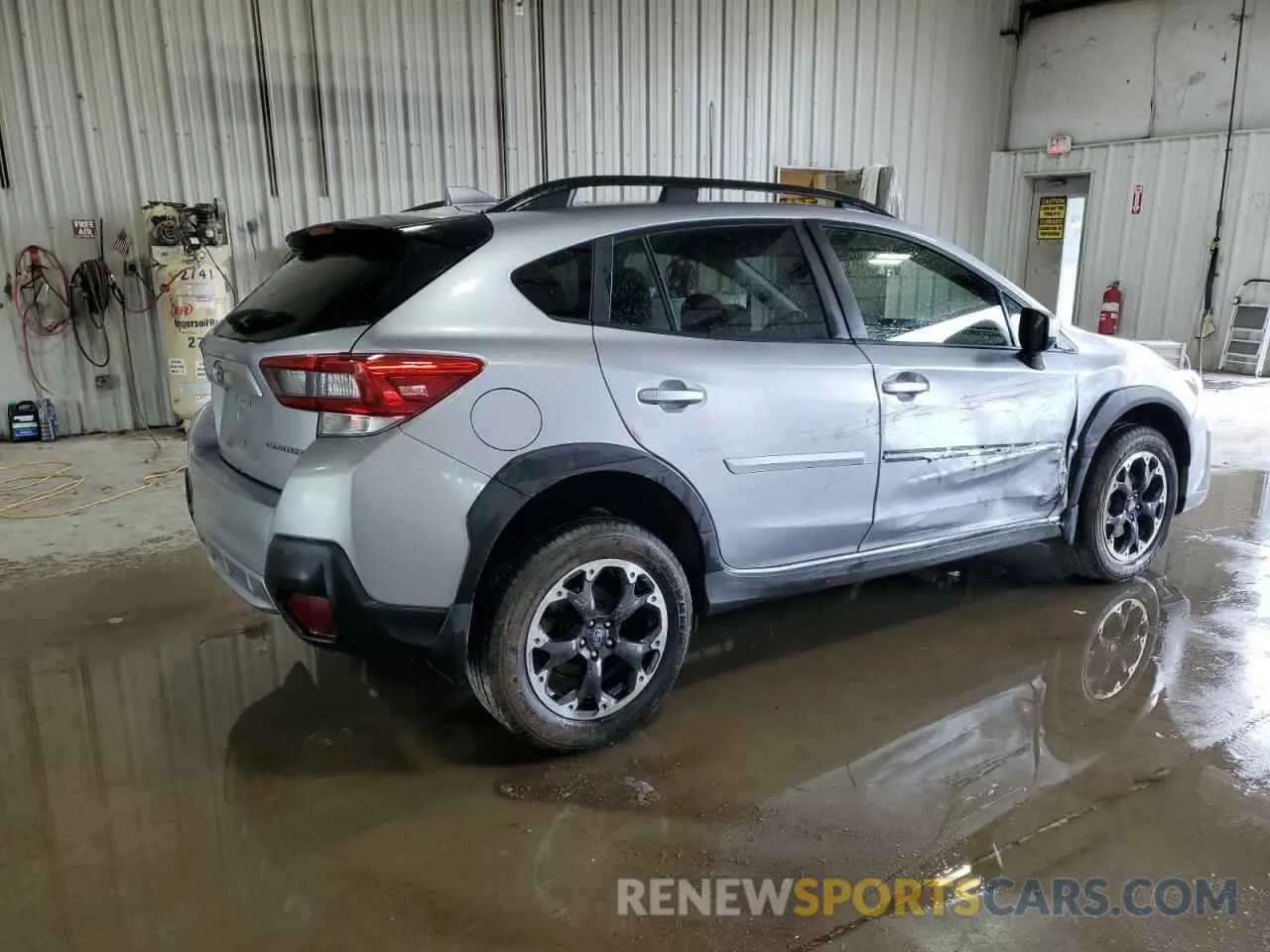3 Фотография поврежденного автомобиля JF2GTAPC8P8331269 SUBARU CROSSTREK 2023
