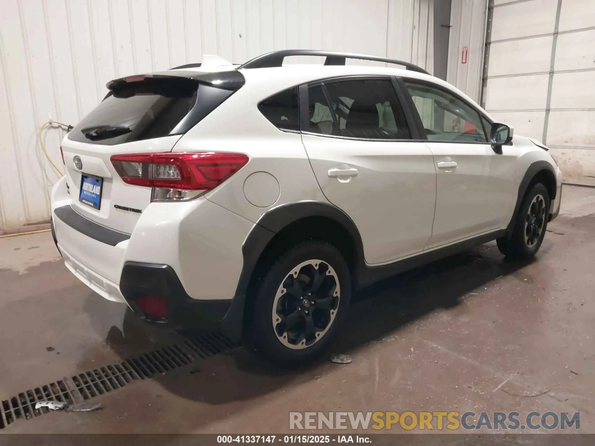 4 Фотография поврежденного автомобиля JF2GTAPCXP8211022 SUBARU CROSSTREK 2023