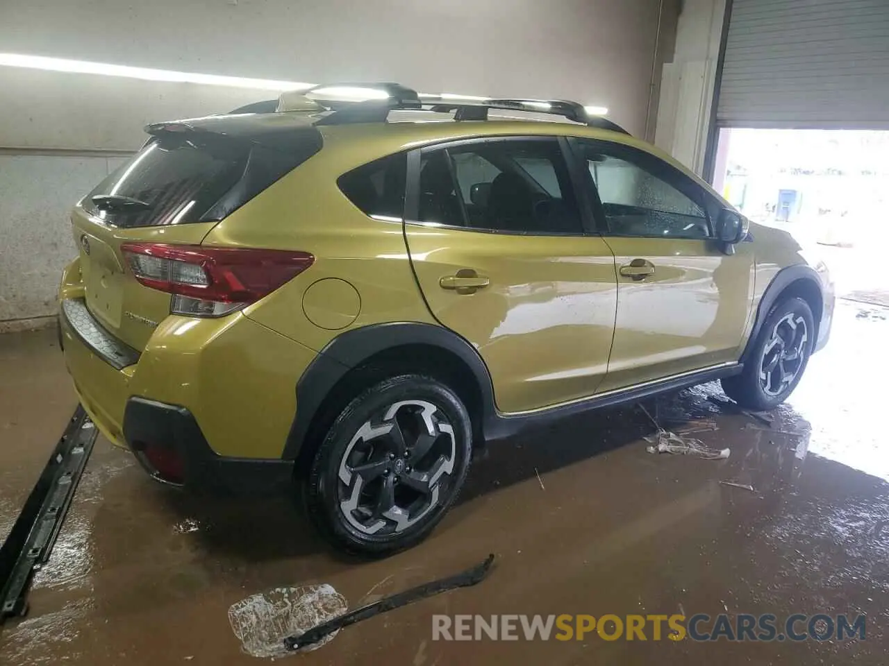 3 Фотография поврежденного автомобиля JF2GTHMC5PH237539 SUBARU CROSSTREK 2023