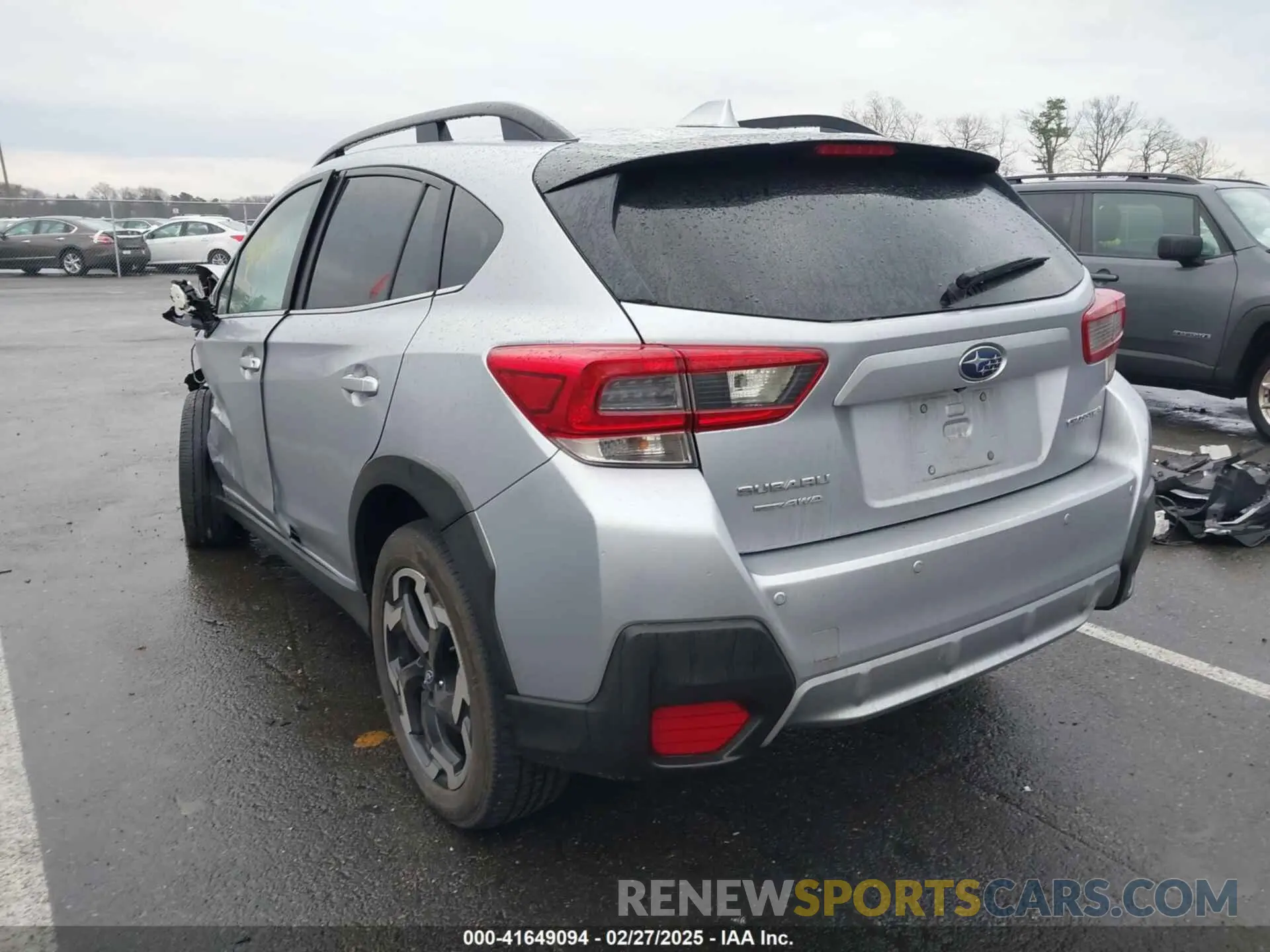 3 Фотография поврежденного автомобиля JF2GTHNC8P8248923 SUBARU CROSSTREK 2023