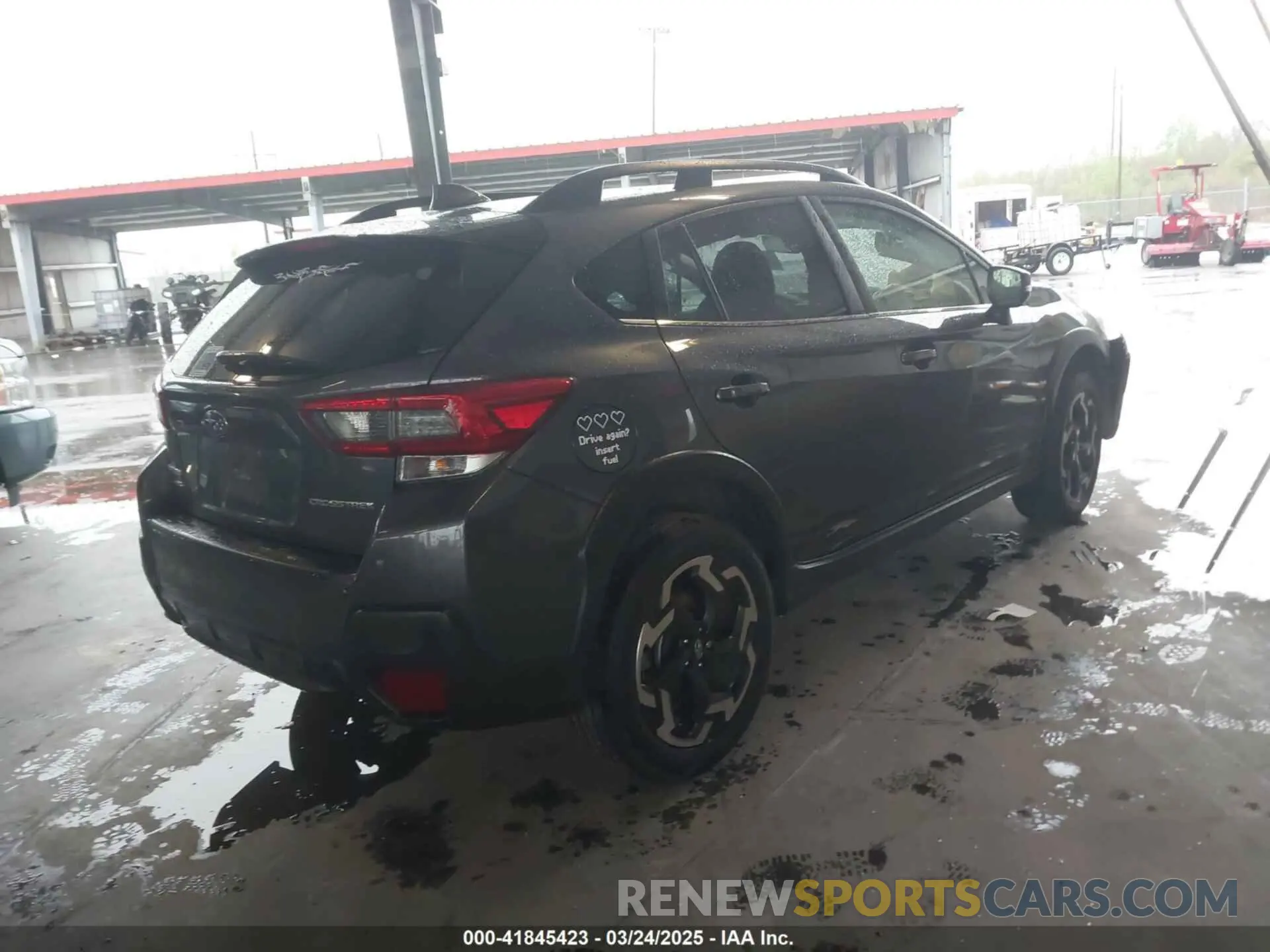 4 Фотография поврежденного автомобиля JF2GTHNC8PH236478 SUBARU CROSSTREK 2023