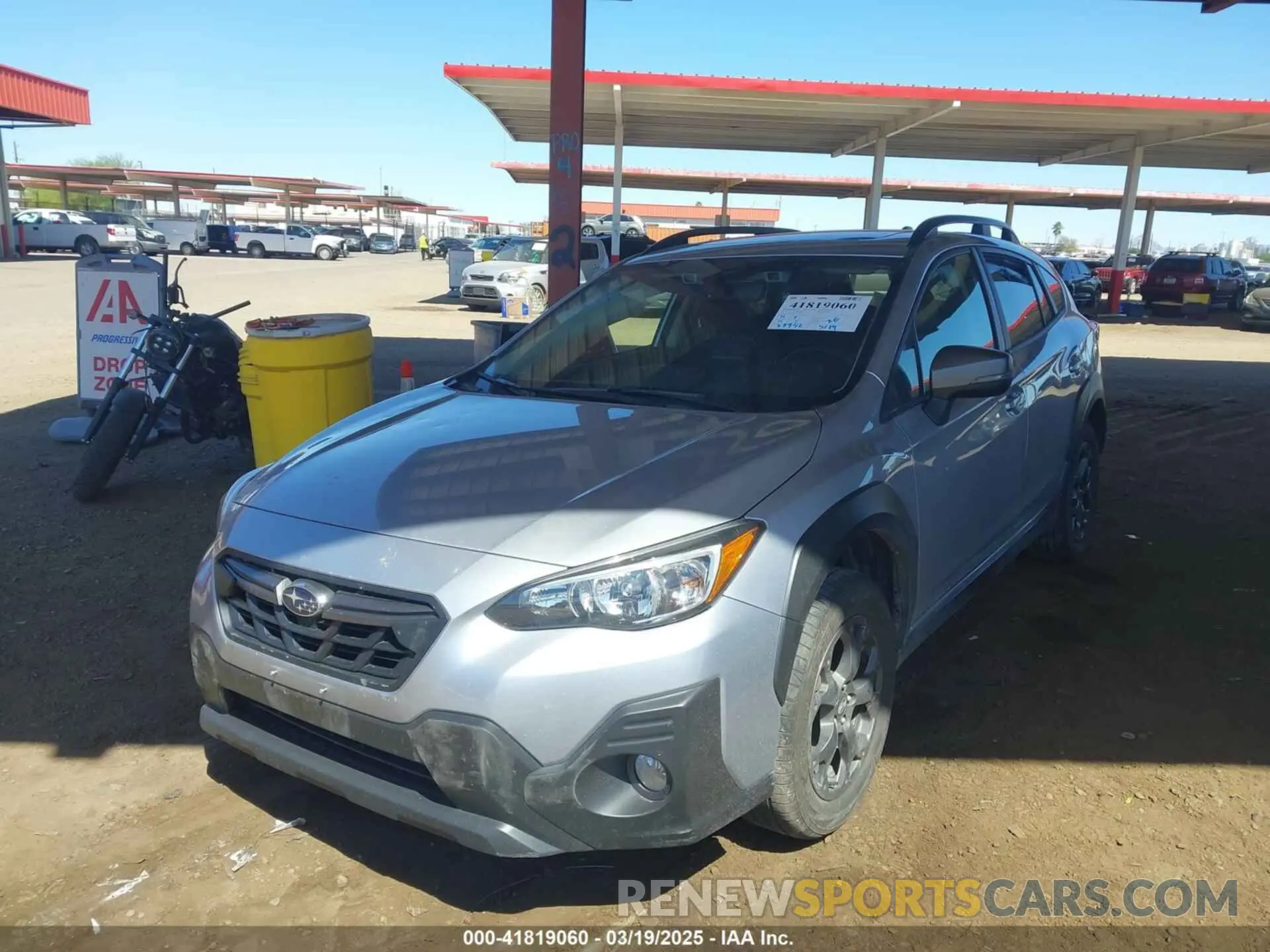 2 Фотография поврежденного автомобиля JF2GTHSC8PH236212 SUBARU CROSSTREK 2023