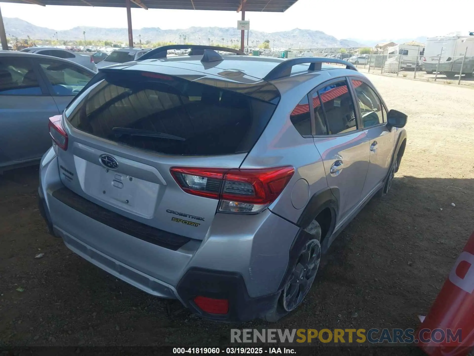 4 Фотография поврежденного автомобиля JF2GTHSC8PH236212 SUBARU CROSSTREK 2023