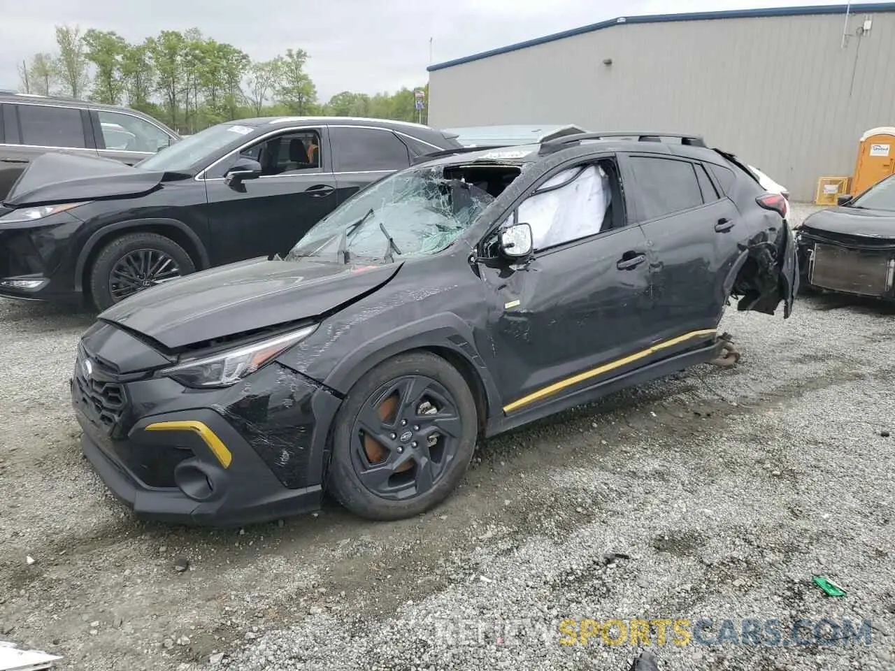 1 Фотография поврежденного автомобиля 4S4GUHF60R3715798 SUBARU CROSSTREK 2024