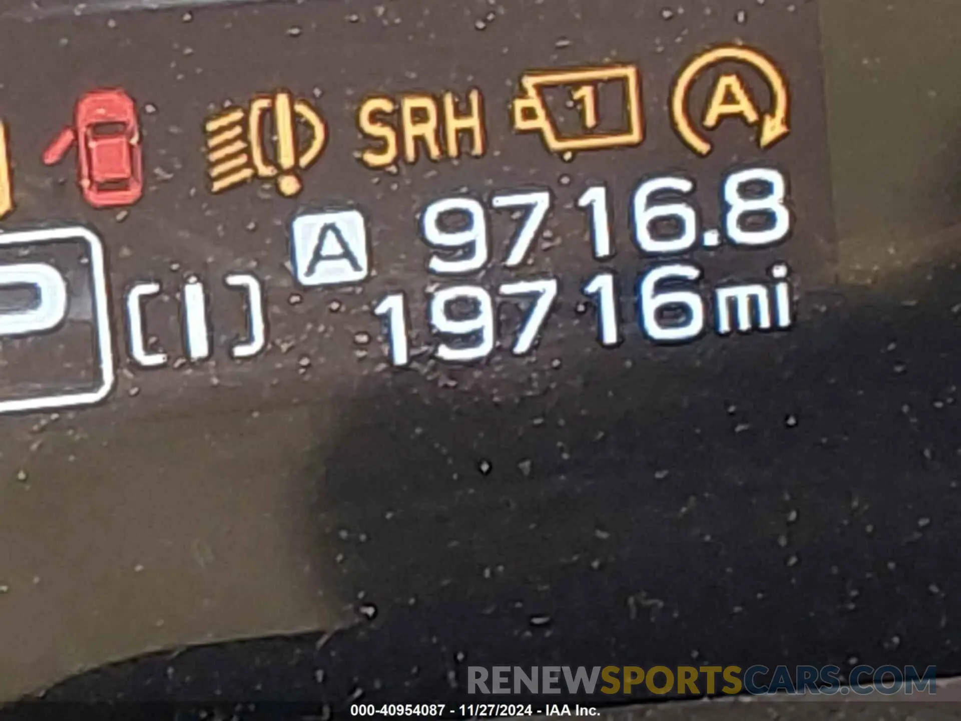 16 Photograph of a damaged car 4S4GUHF63R3710983 SUBARU CROSSTREK 2024
