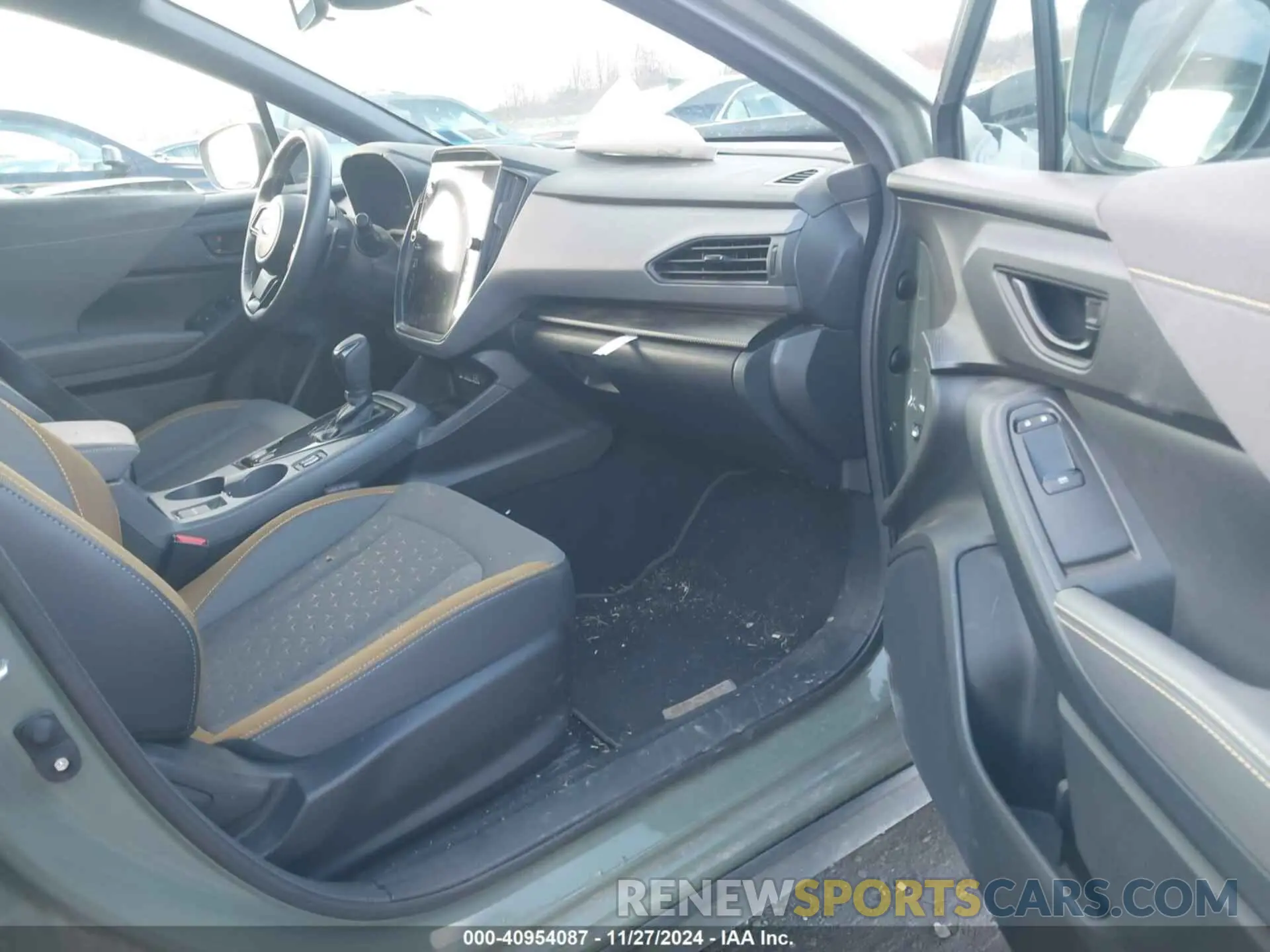 5 Photograph of a damaged car 4S4GUHF63R3710983 SUBARU CROSSTREK 2024