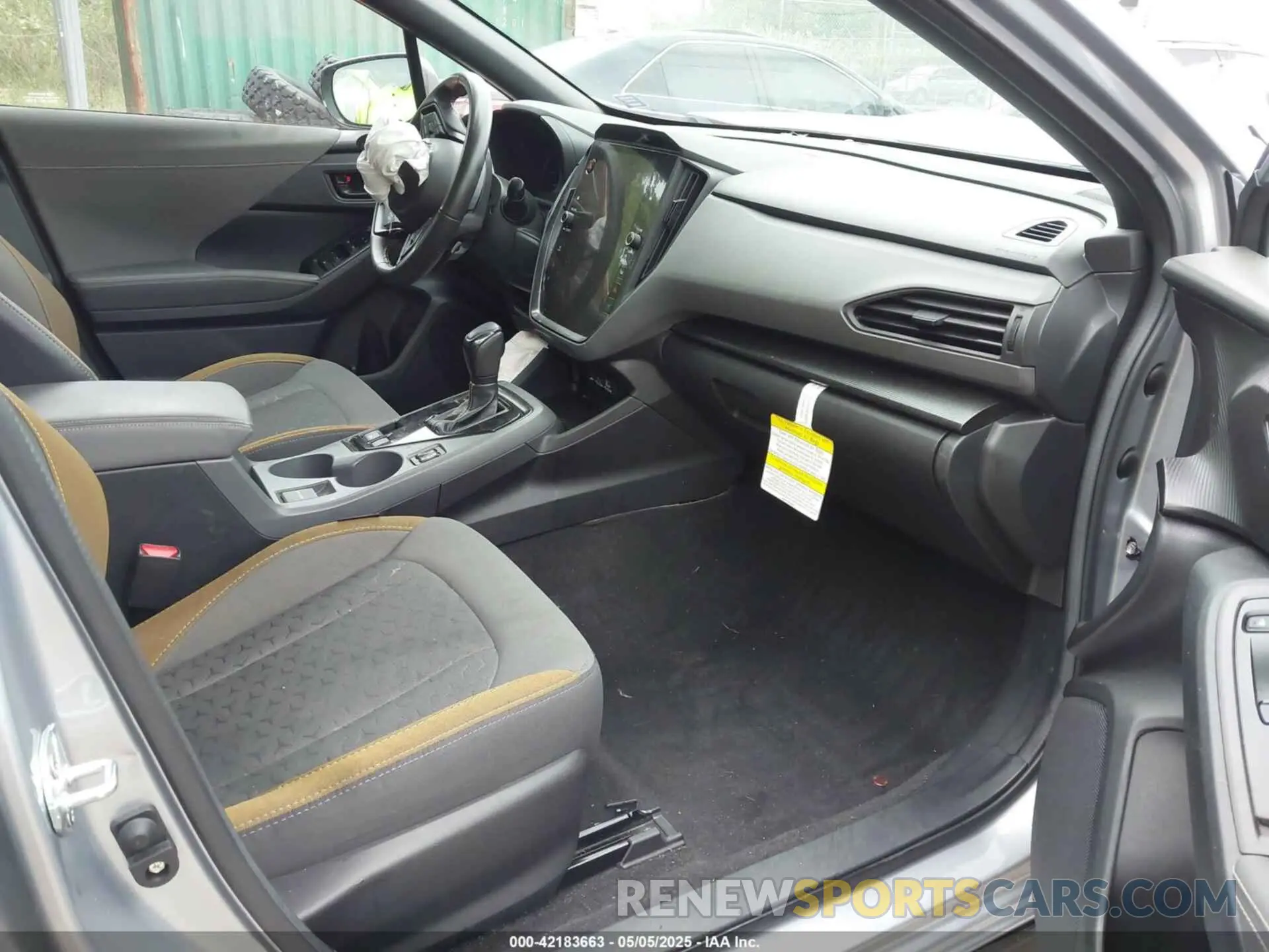 5 Photograph of a damaged car 4S4GUHF63R3766924 SUBARU CROSSTREK 2024