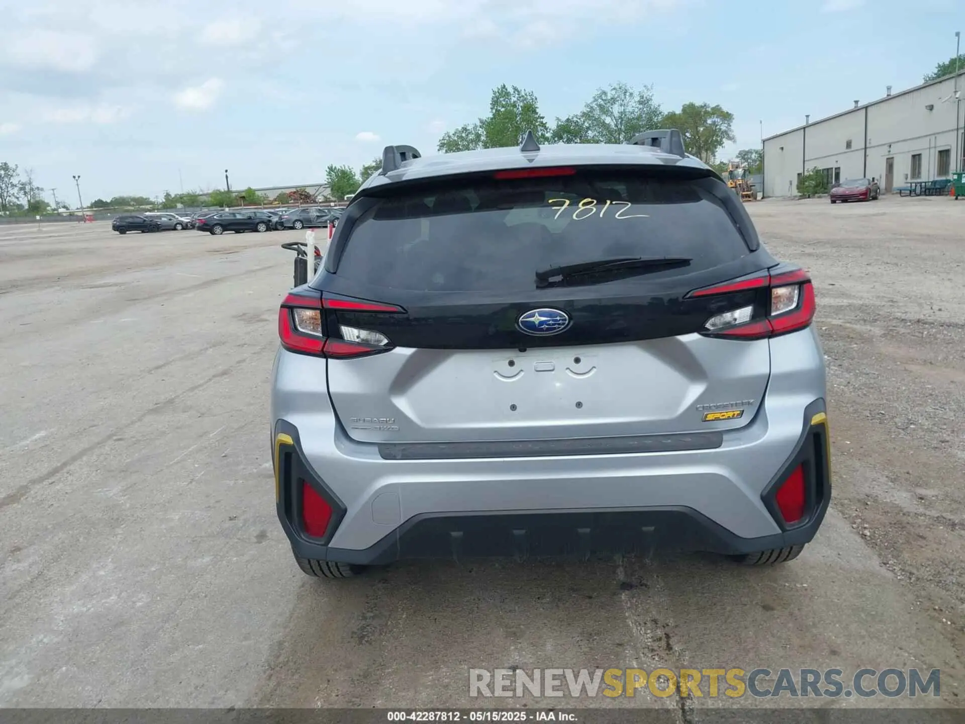 17 Фотография поврежденного автомобиля 4S4GUHF64R3763496 SUBARU CROSSTREK 2024