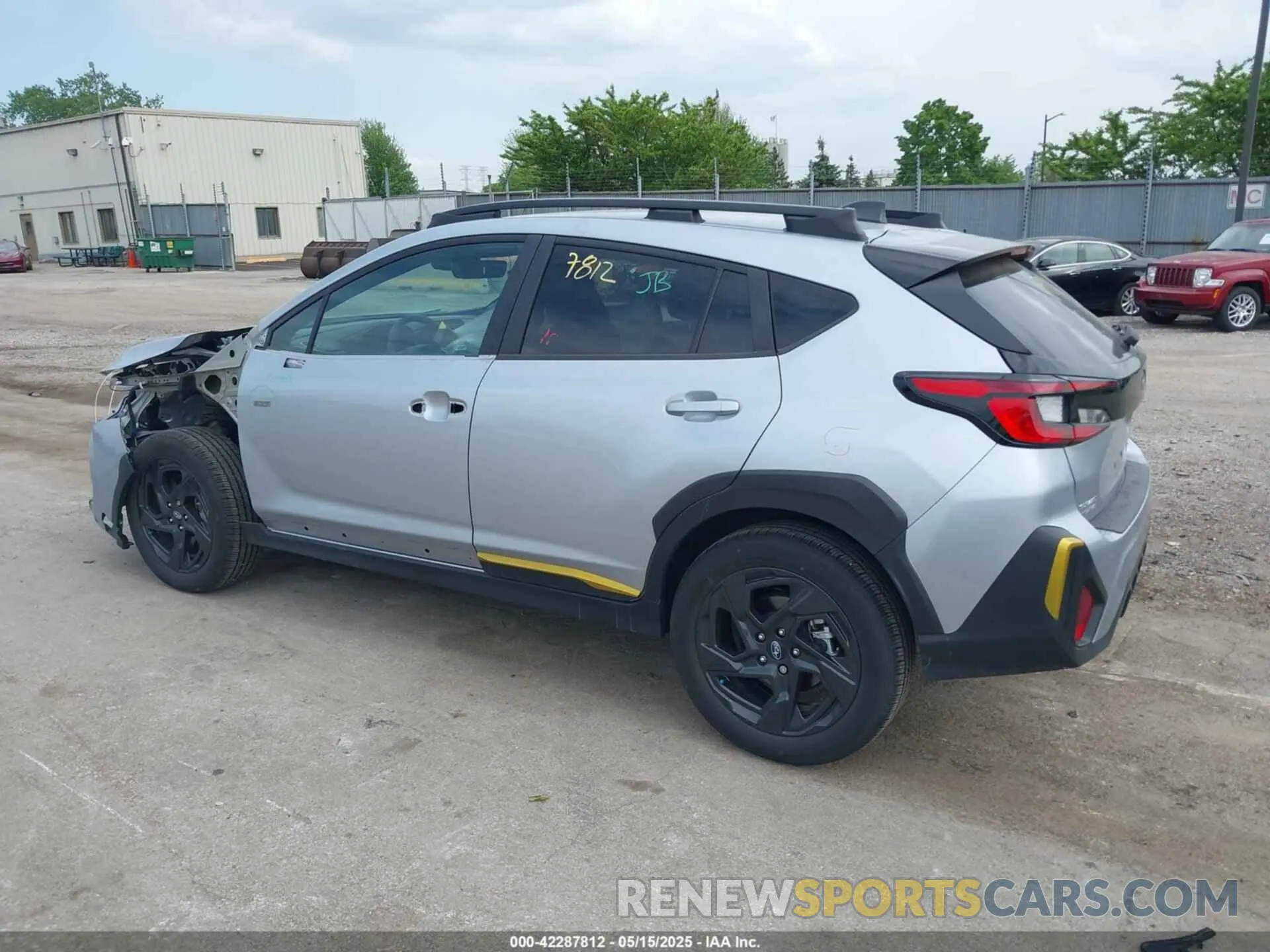 3 Фотография поврежденного автомобиля 4S4GUHF64R3763496 SUBARU CROSSTREK 2024