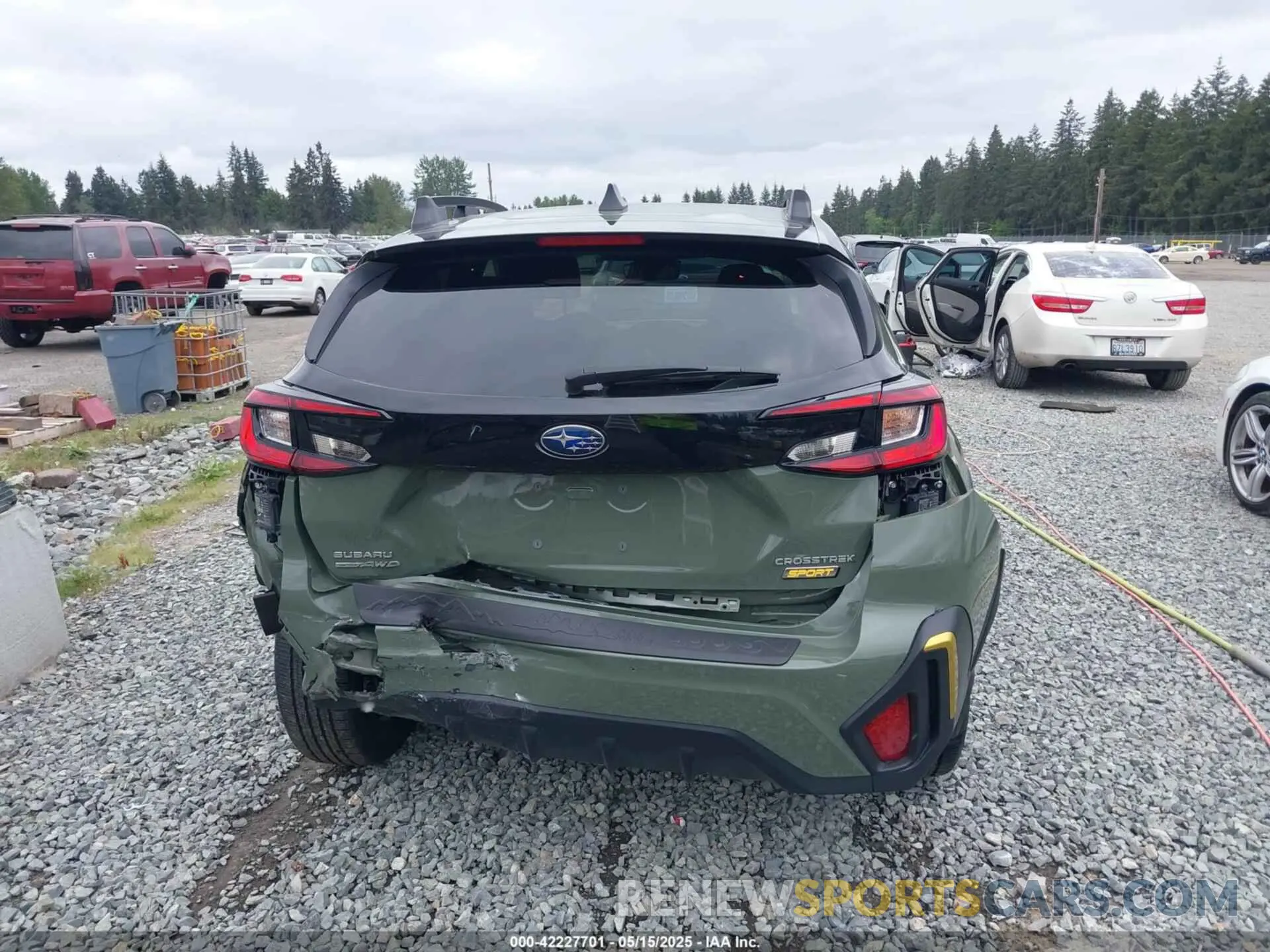 17 Фотография поврежденного автомобиля 4S4GUHF64R3779617 SUBARU CROSSTREK 2024