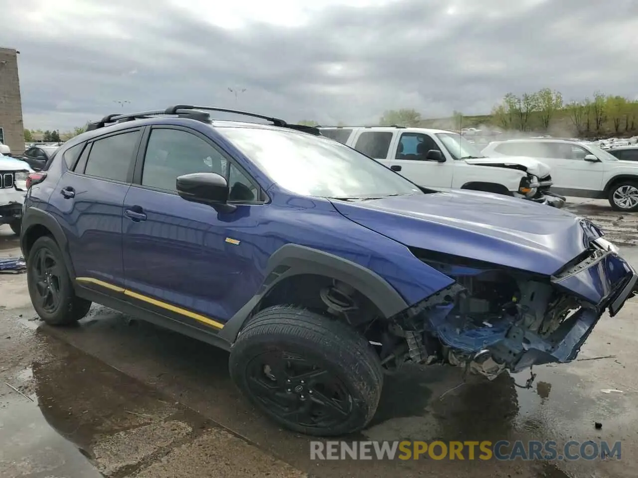 4 Photograph of a damaged car 4S4GUHF65R3720088 SUBARU CROSSTREK 2024