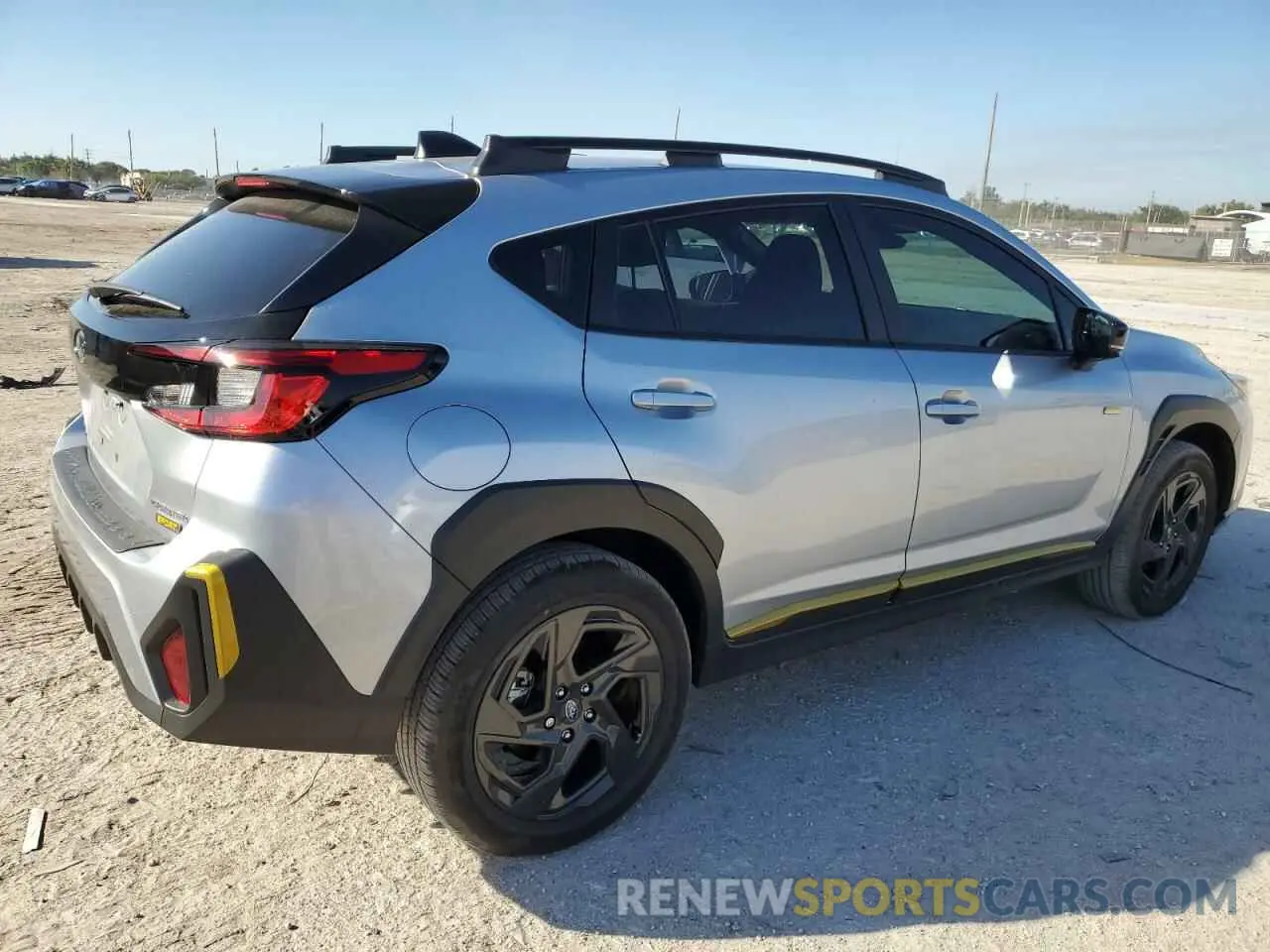 3 Фотография поврежденного автомобиля 4S4GUHF65R3793767 SUBARU CROSSTREK 2024