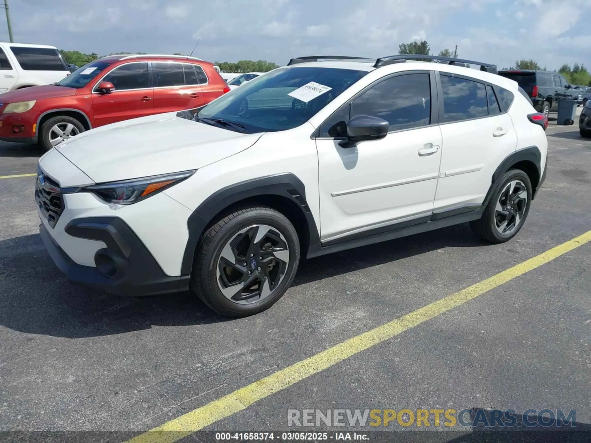 2 Фотография поврежденного автомобиля 4S4GUHM60R3819310 SUBARU CROSSTREK 2024