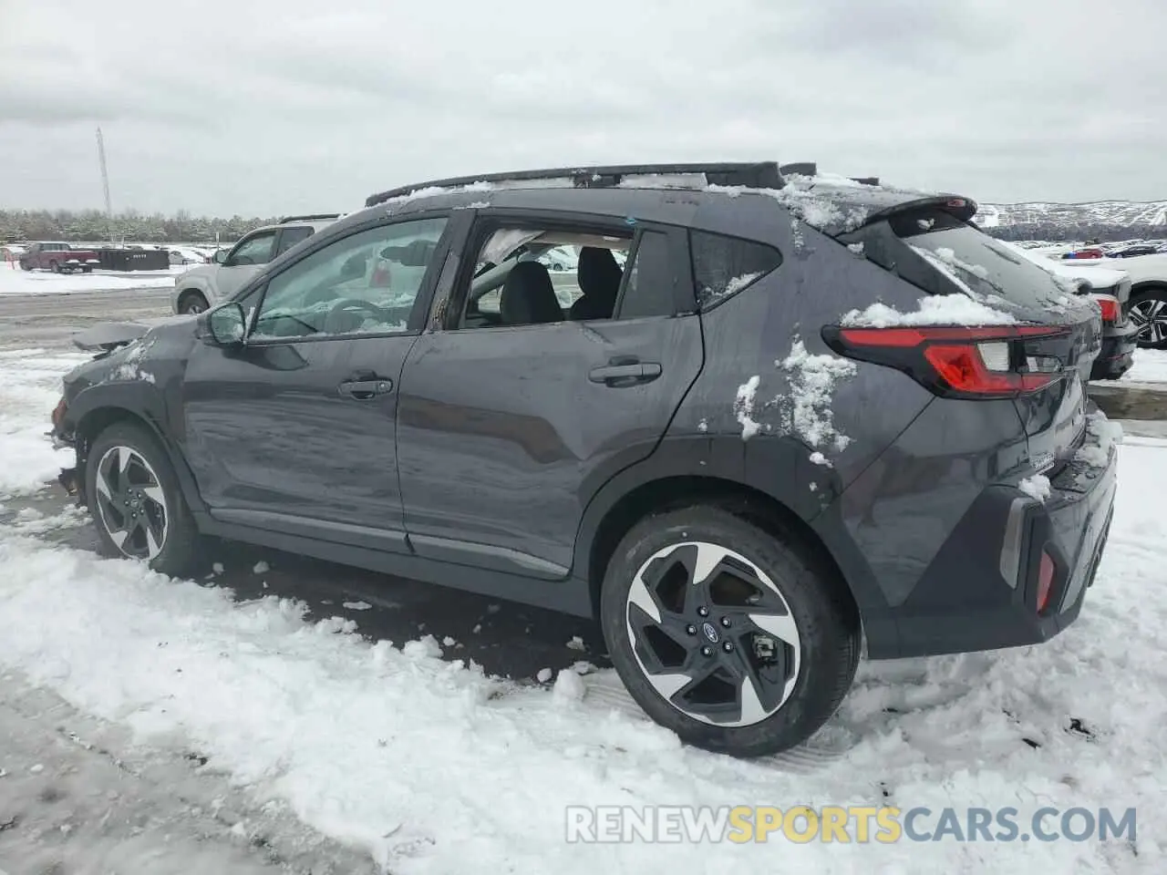 2 Фотография поврежденного автомобиля 4S4GUHM62R3742648 SUBARU CROSSTREK 2024