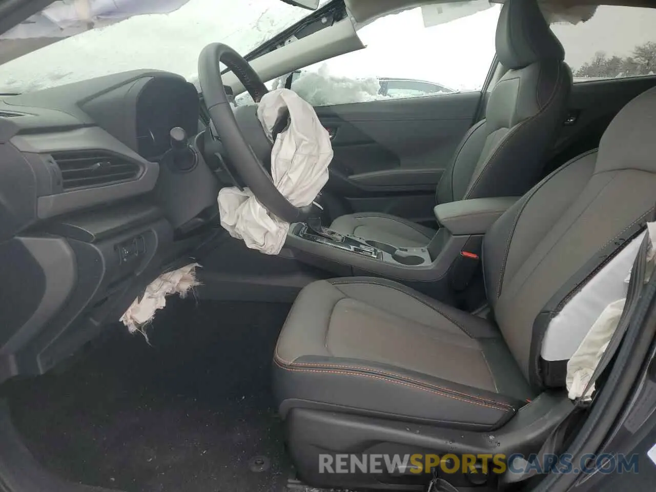 7 Фотография поврежденного автомобиля 4S4GUHM62R3742648 SUBARU CROSSTREK 2024