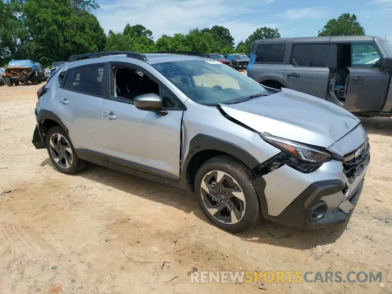 4 Фотография поврежденного автомобиля 4S4GUHM62R3828252 SUBARU CROSSTREK 2024