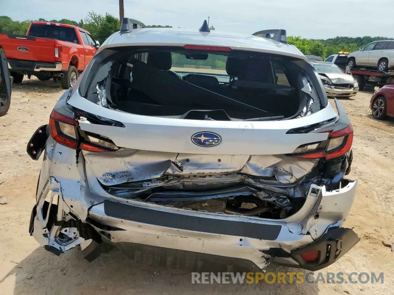6 Фотография поврежденного автомобиля 4S4GUHM62R3828252 SUBARU CROSSTREK 2024