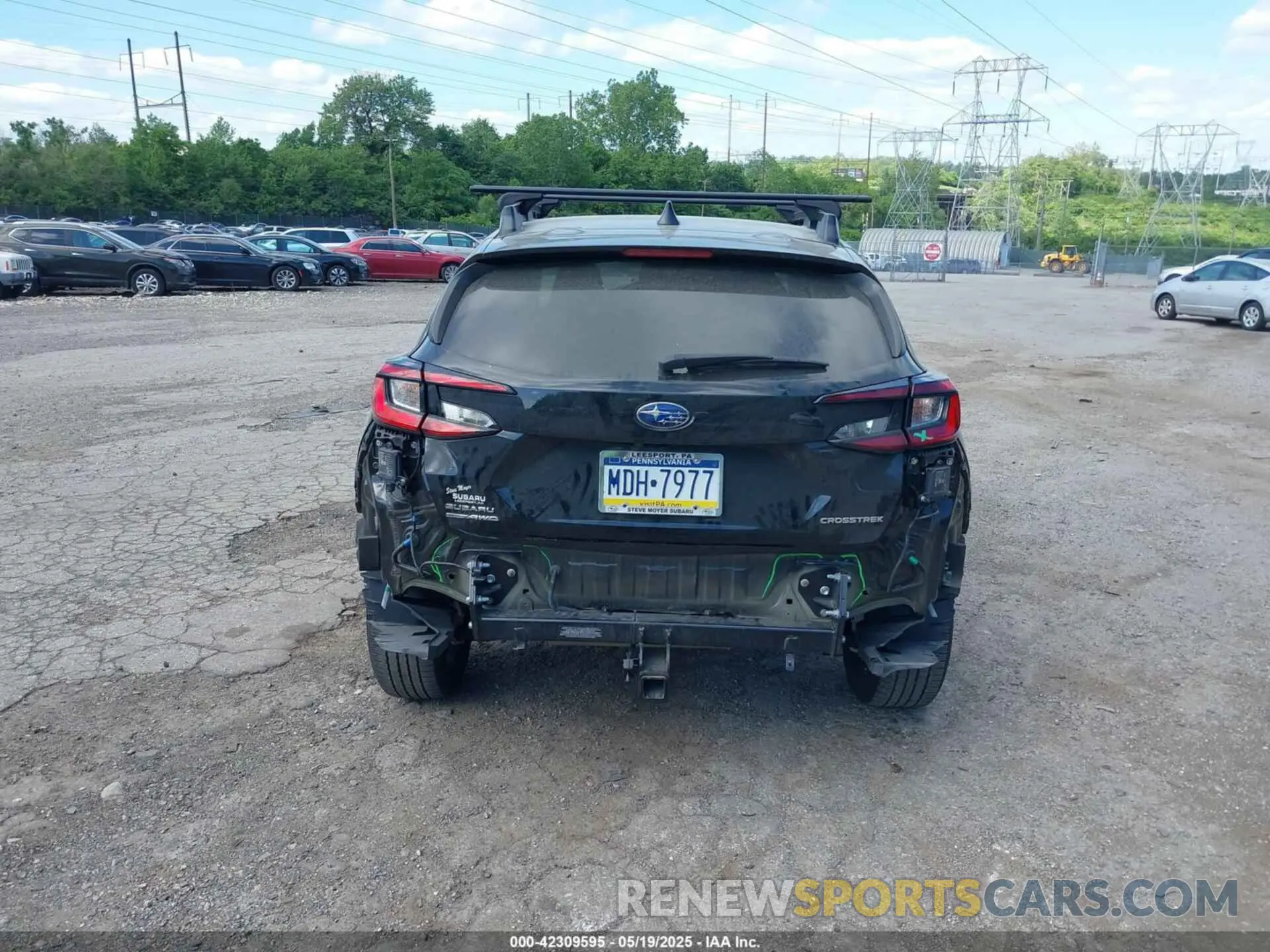 17 Photograph of a damaged car 4S4GUHN69R3703831 SUBARU CROSSTREK 2024