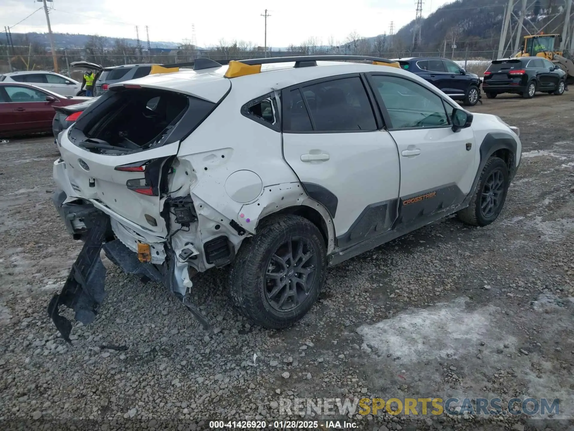 4 Photograph of a damaged car 4S4GUHT63R3736164 SUBARU CROSSTREK 2024