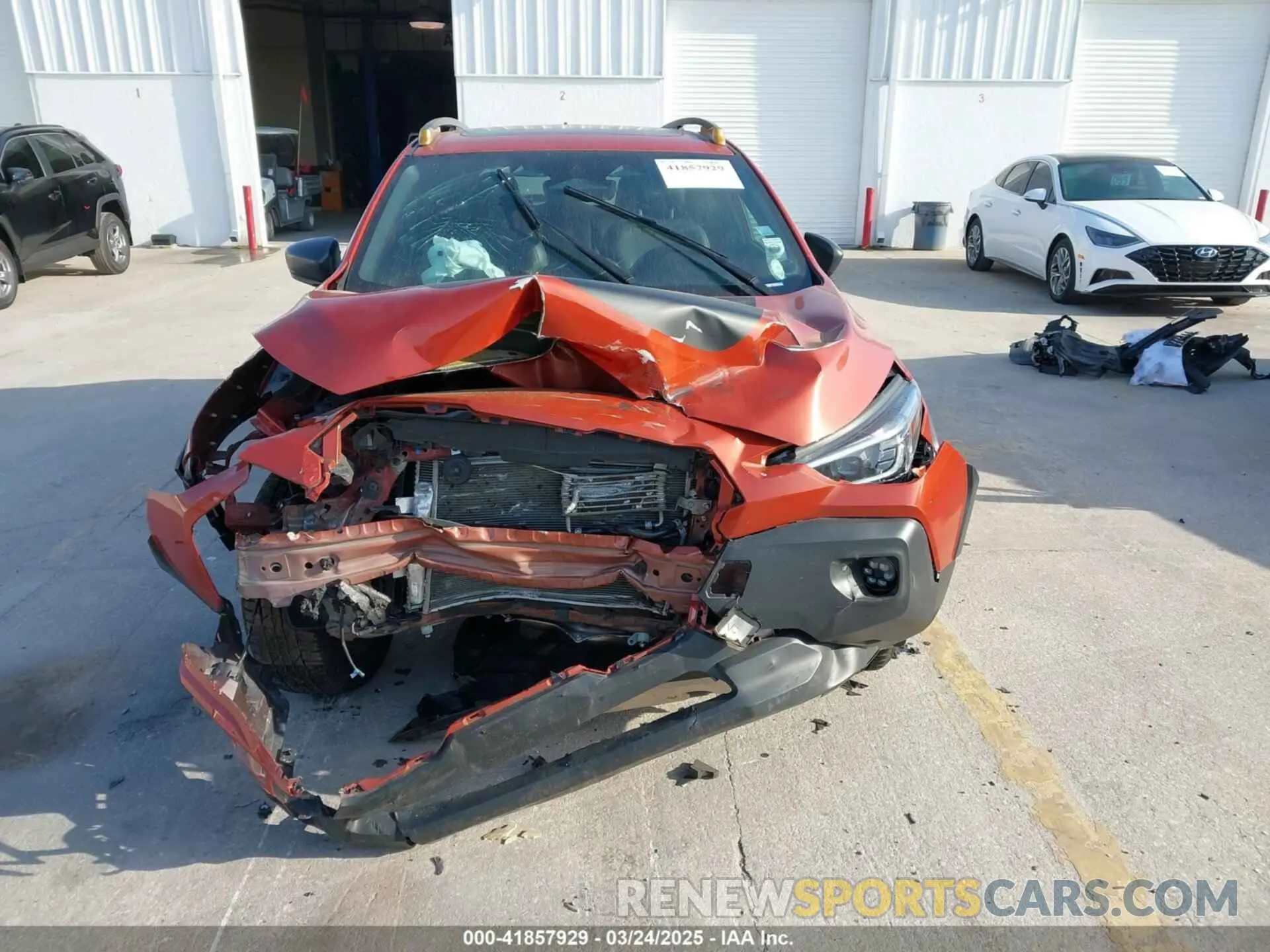 13 Photograph of a damaged car 4S4GUHU60R3814320 SUBARU CROSSTREK 2024