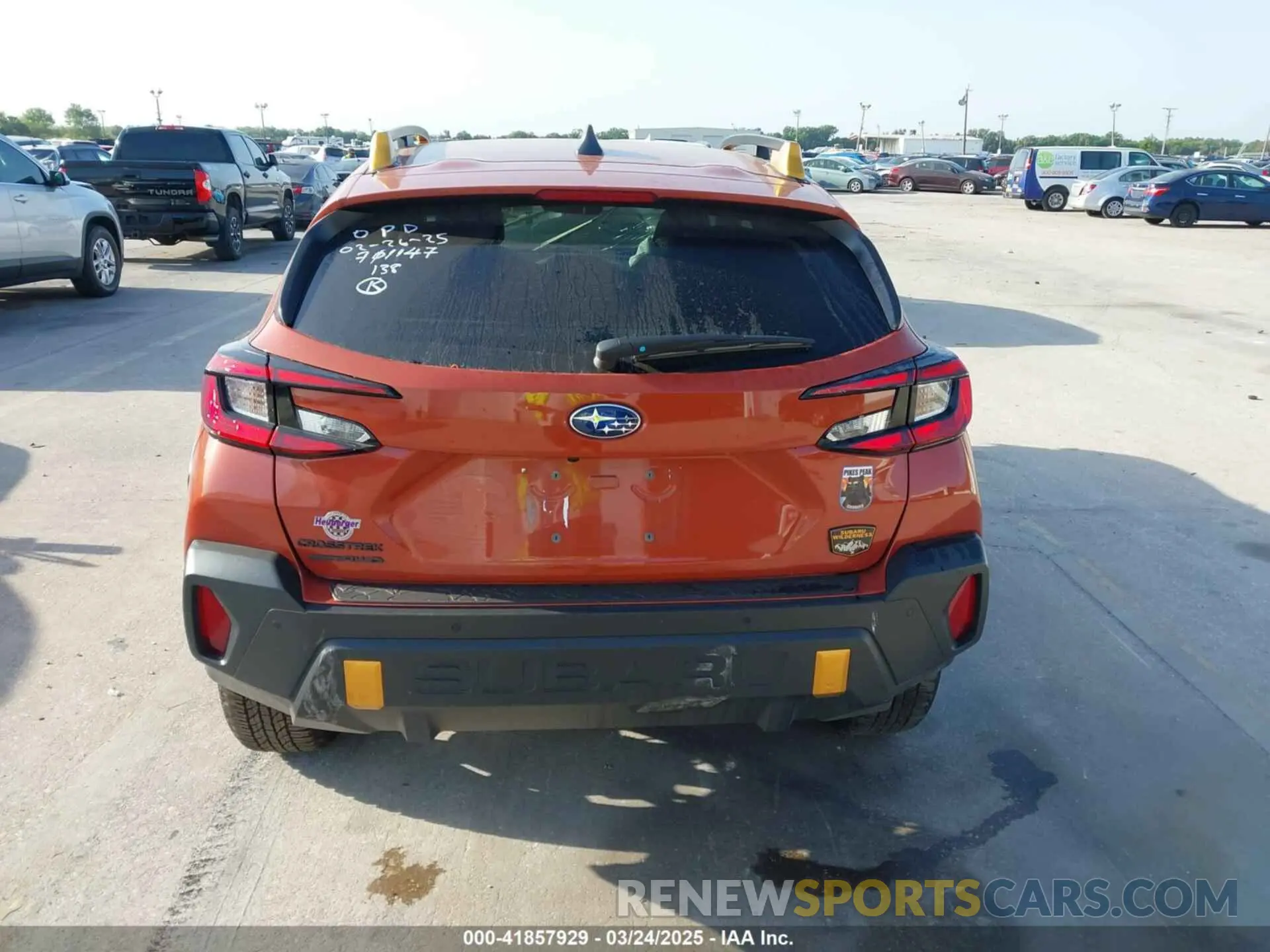 17 Photograph of a damaged car 4S4GUHU60R3814320 SUBARU CROSSTREK 2024